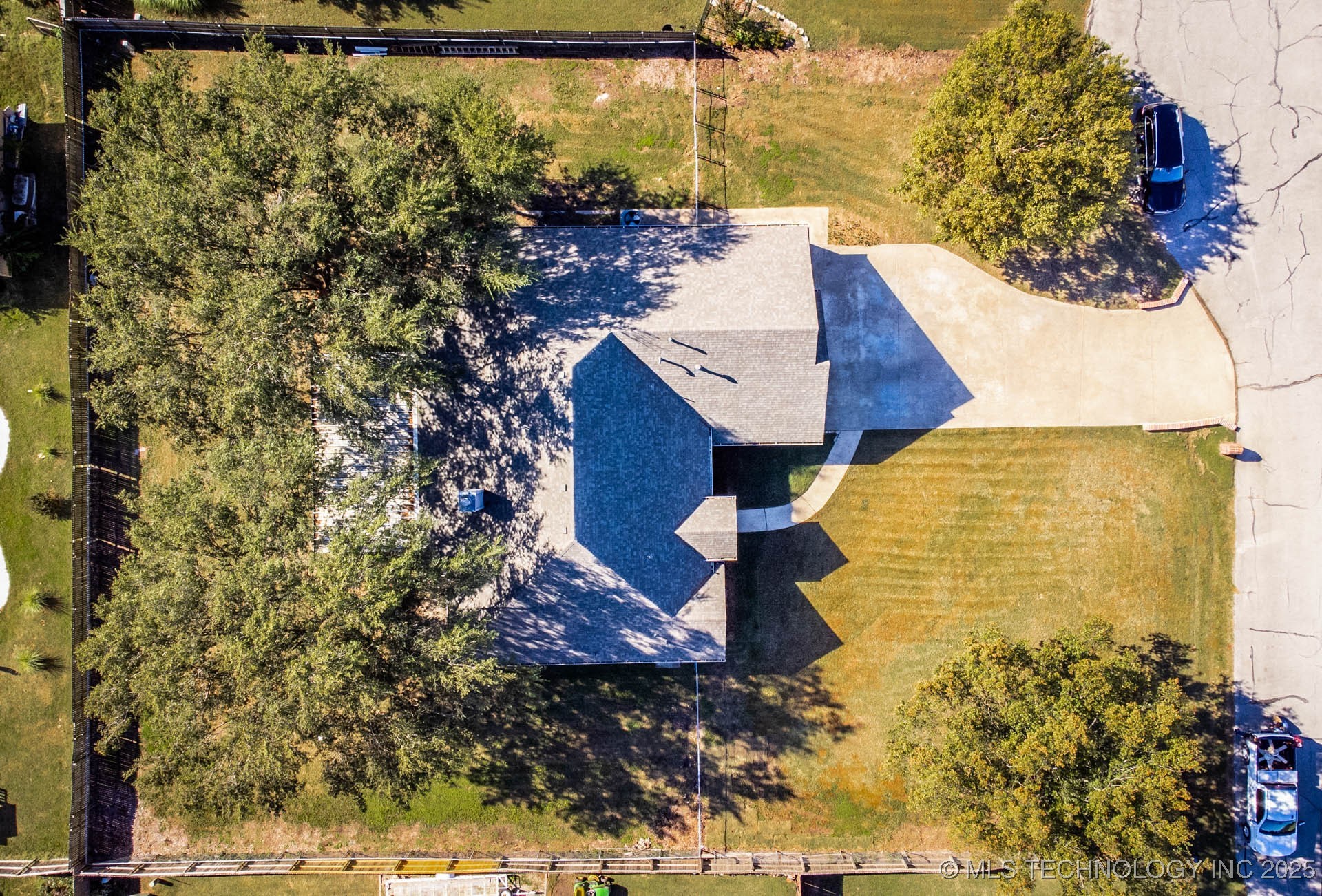 21440 E 104th Street S Property Photo 2