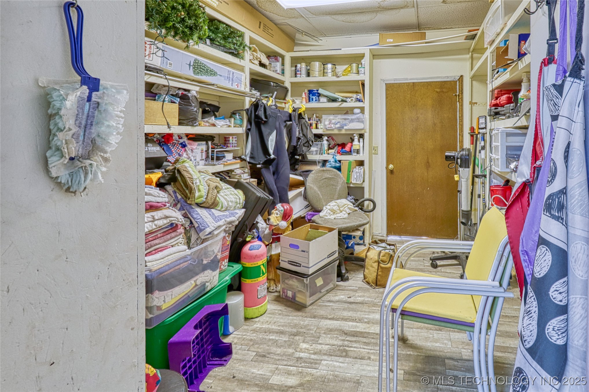 117 S Main Property Photo 9