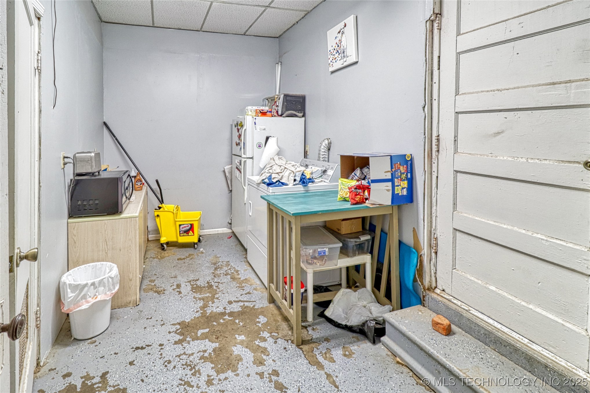 117 S Main Property Photo 10