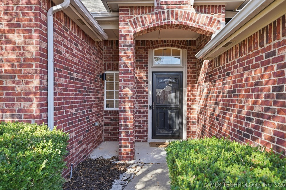 2712 W Natchez Street Property Photo 6