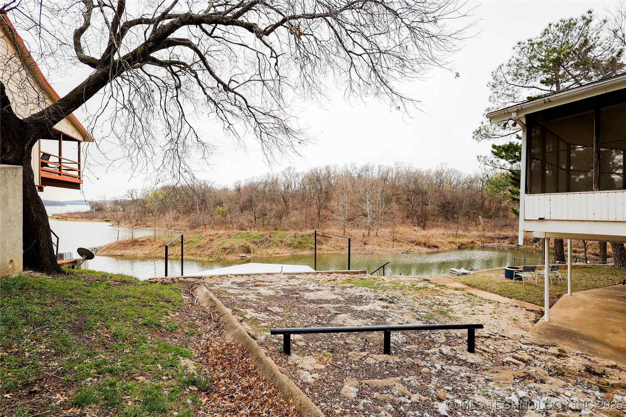 2664 Spence Property Photo 10