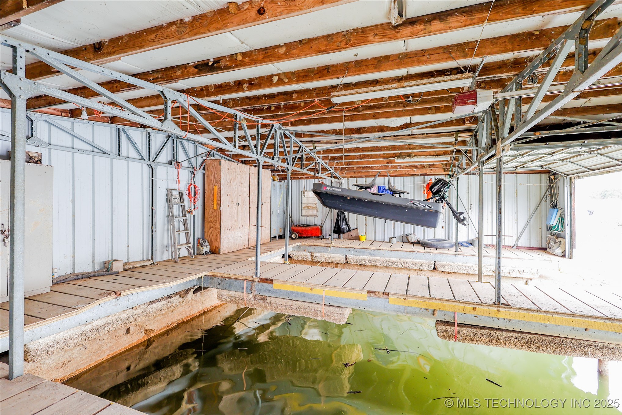 2664 Spence Property Photo 11