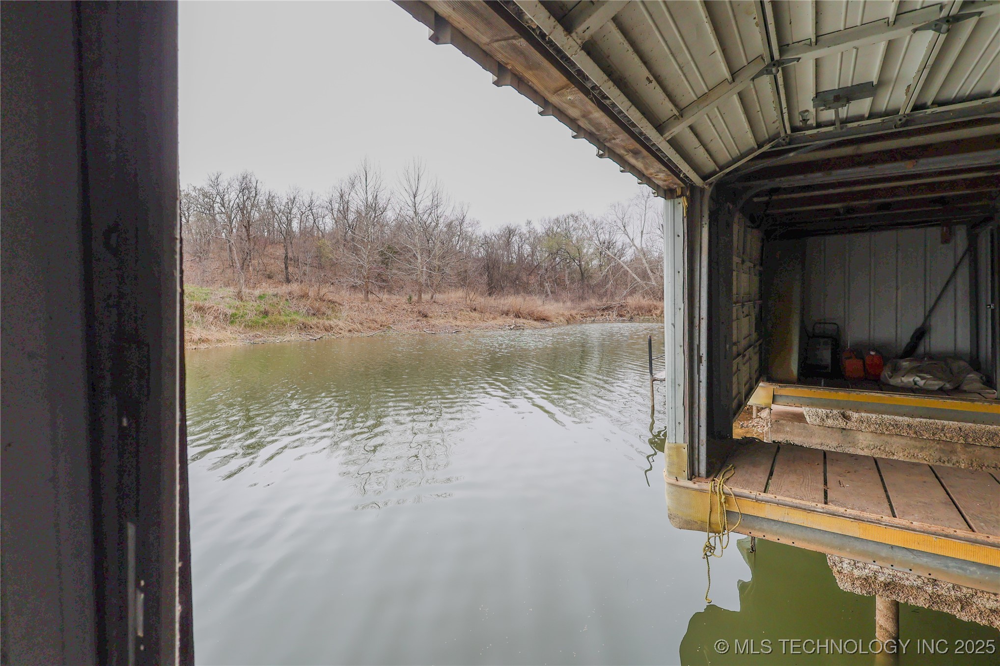 2664 Spence Property Photo 12