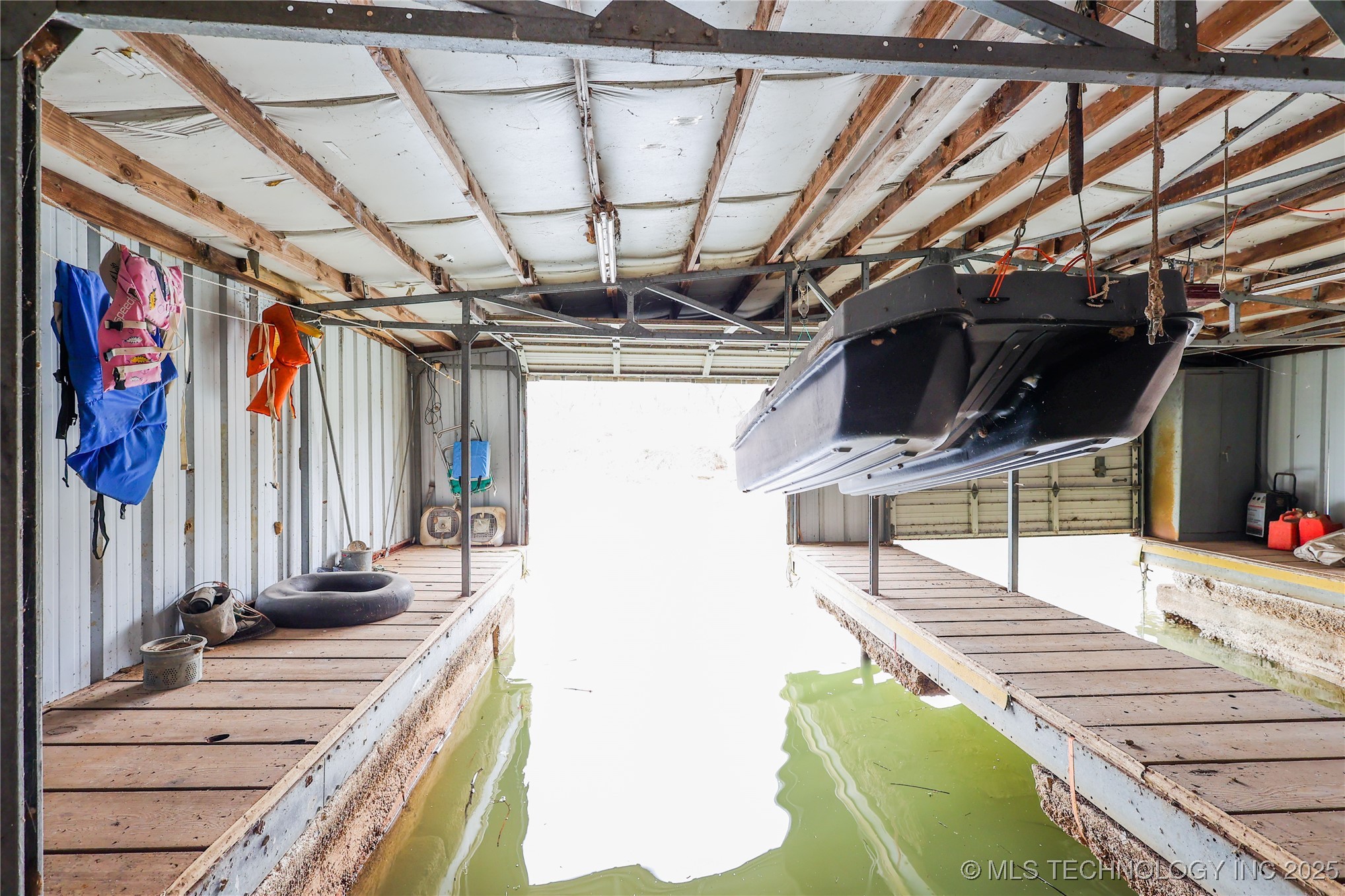 2664 Spence Property Photo 25