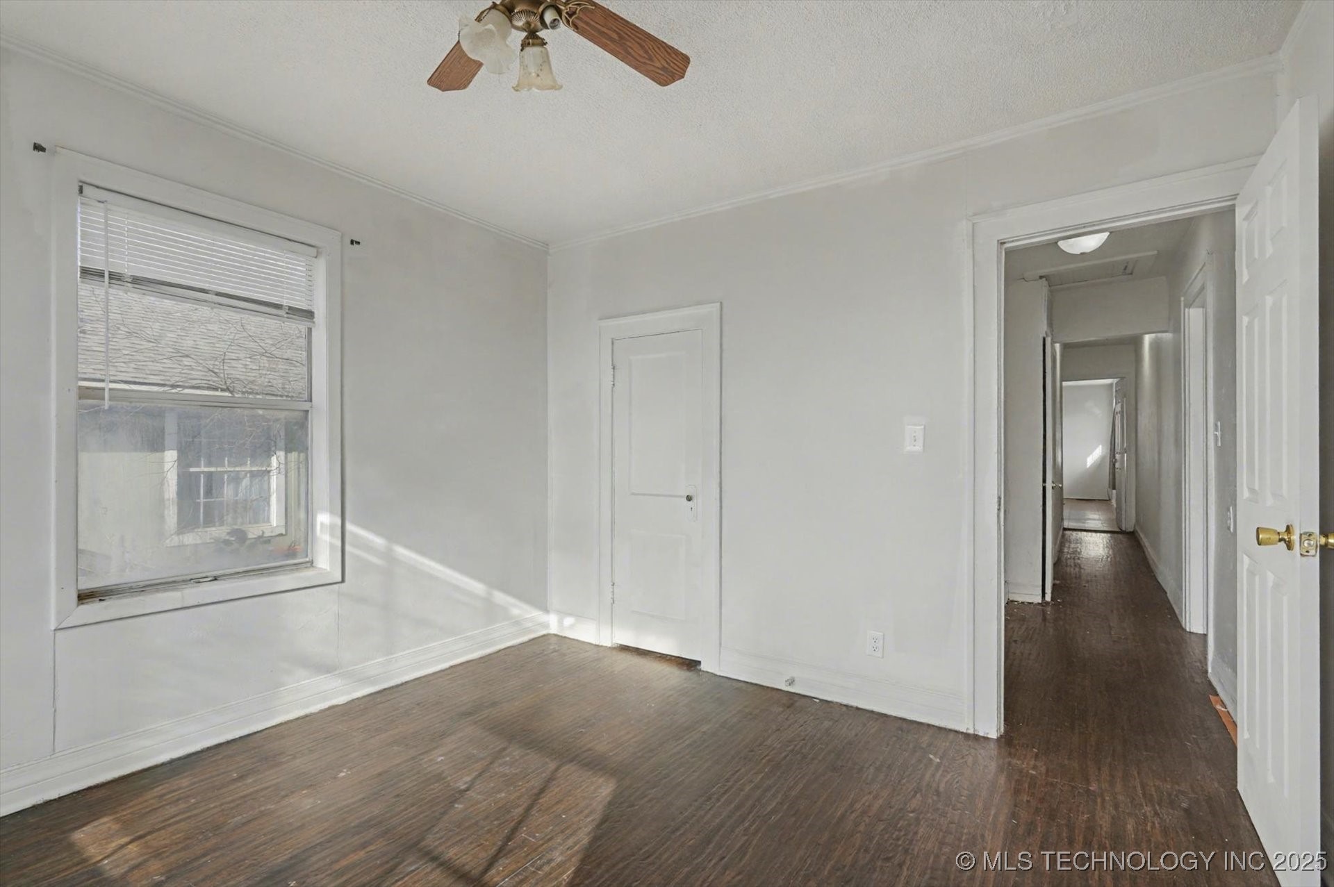 2229 E Oklahoma Street Property Photo 10