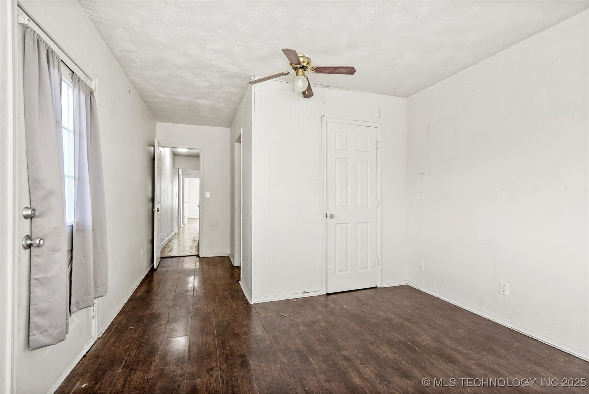 2229 E Oklahoma Street Property Photo 16