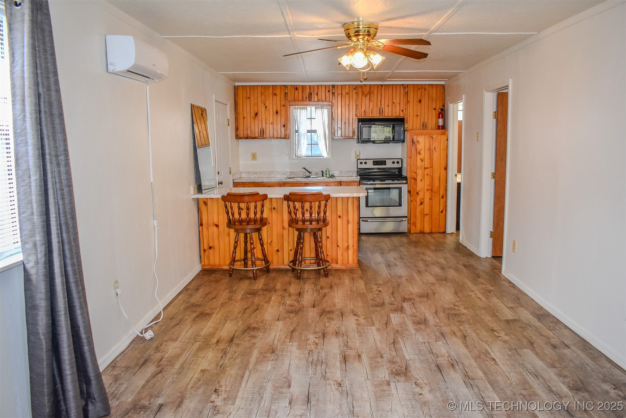 406 Se I Street Property Photo 4