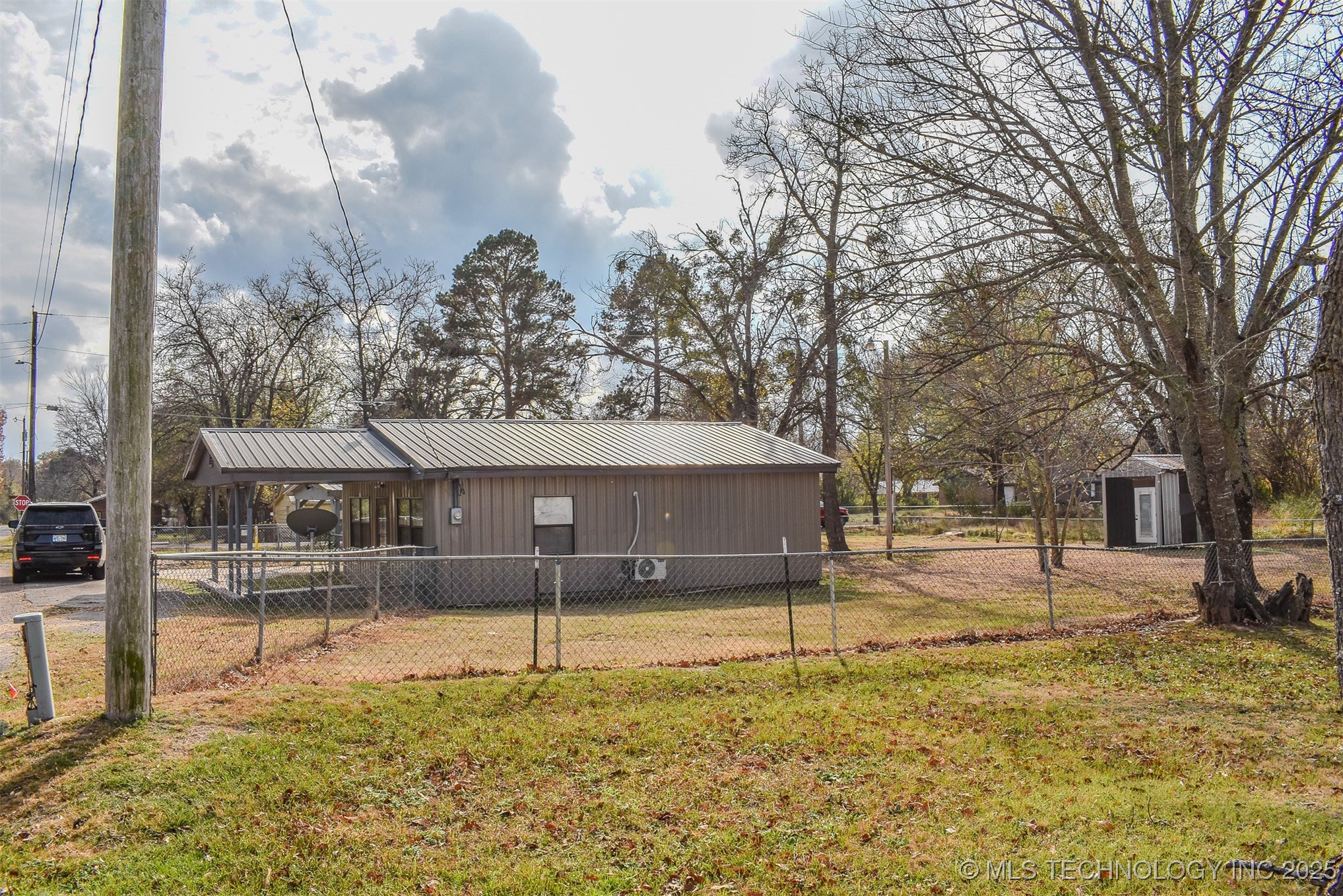 406 Se I Street Property Photo 15