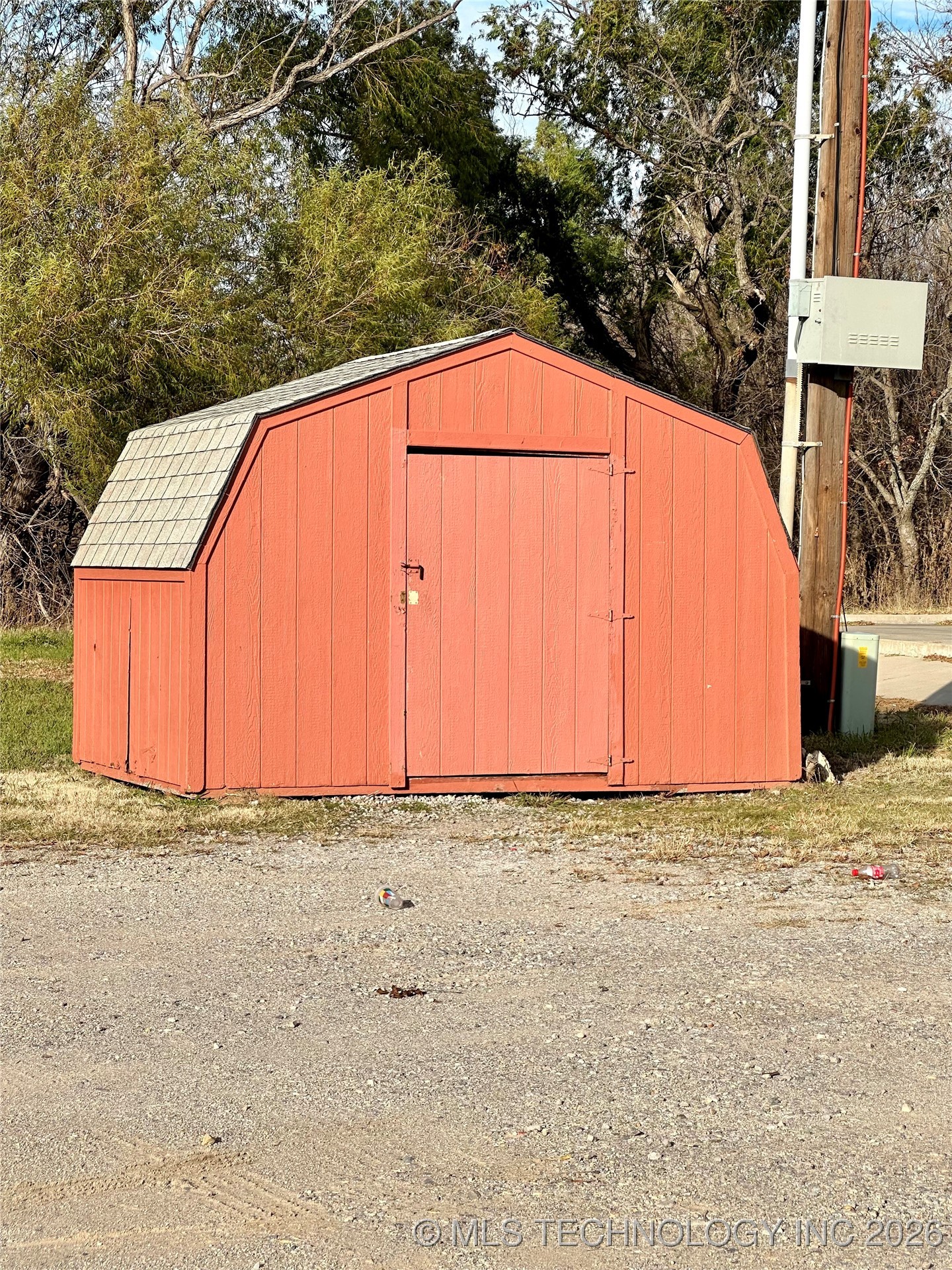1906 W Broadway Property Photo 20