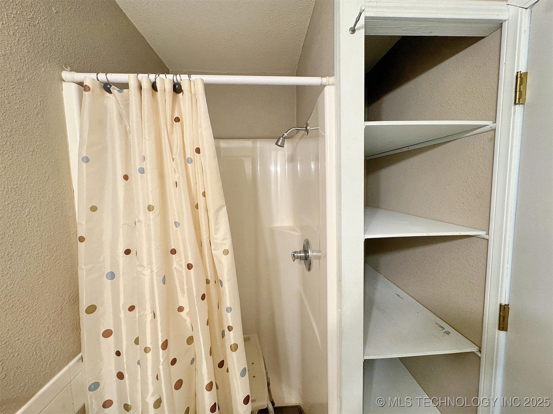 510 Beverly Avenue Property Photo 27