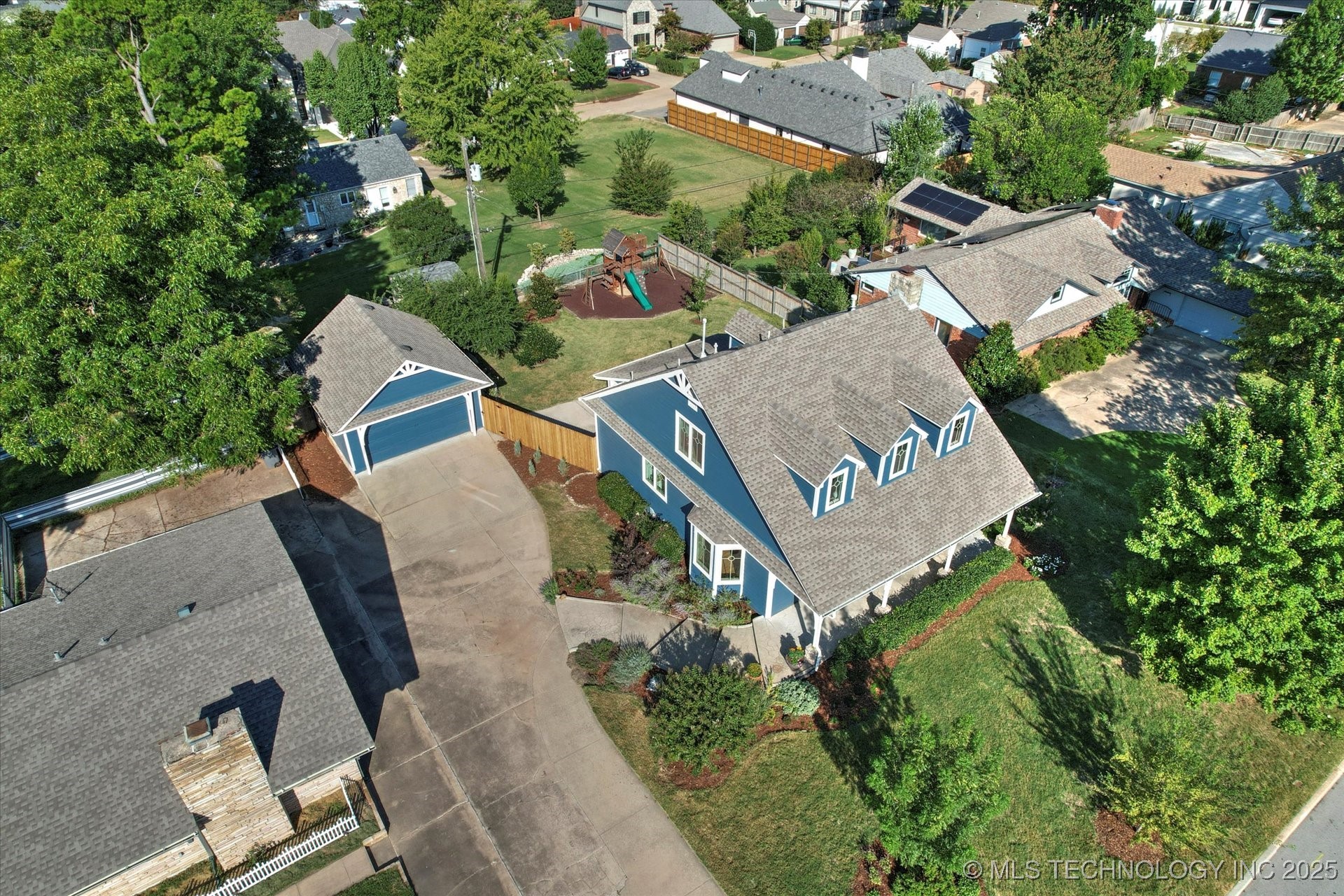 3532 S Utica Avenue Property Photo 5