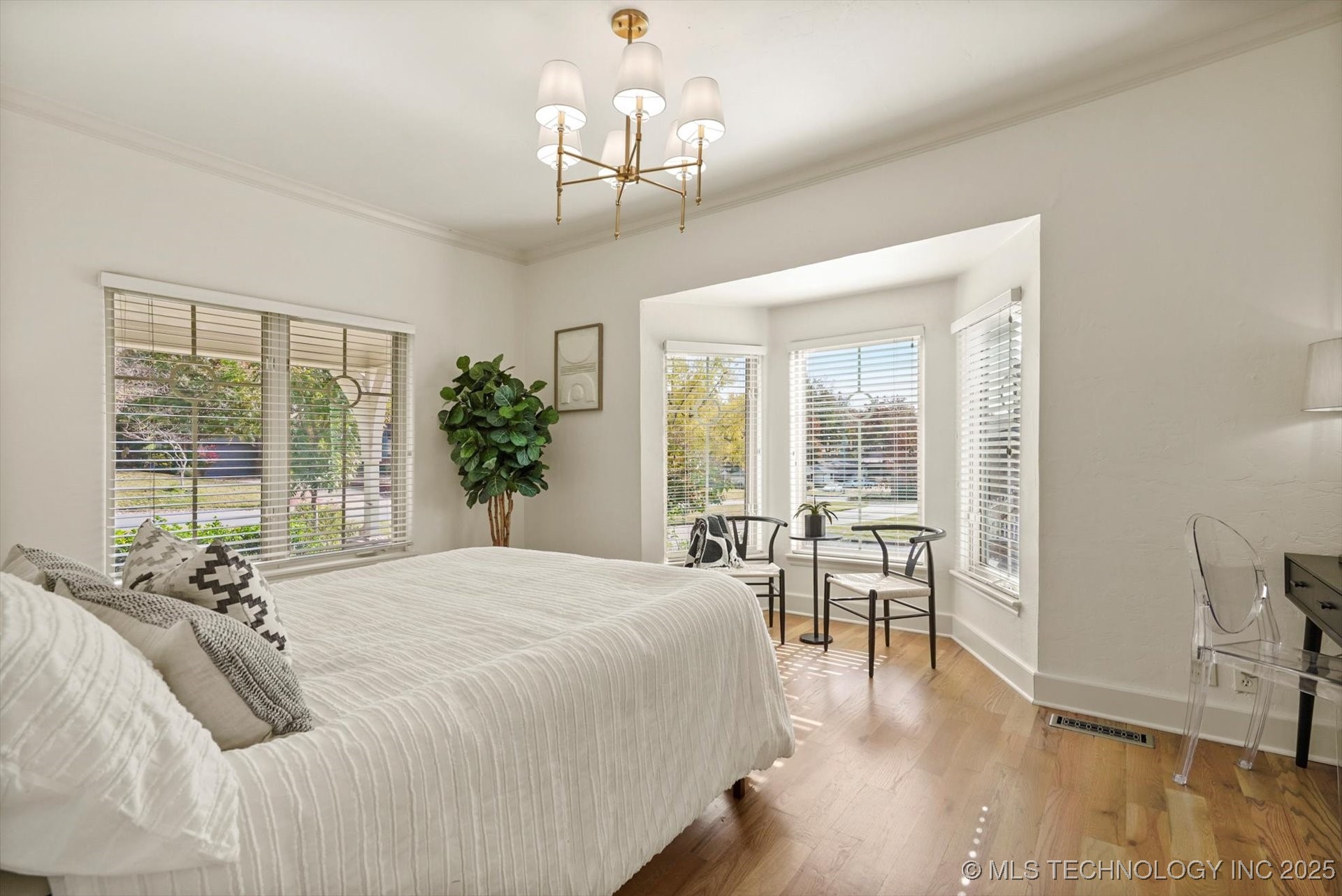 3532 S Utica Avenue Property Photo 17