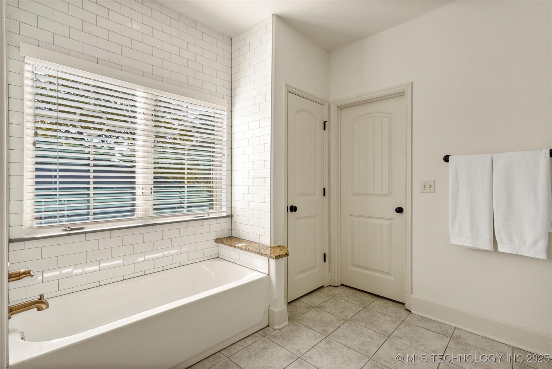 3532 S Utica Avenue Property Photo 22