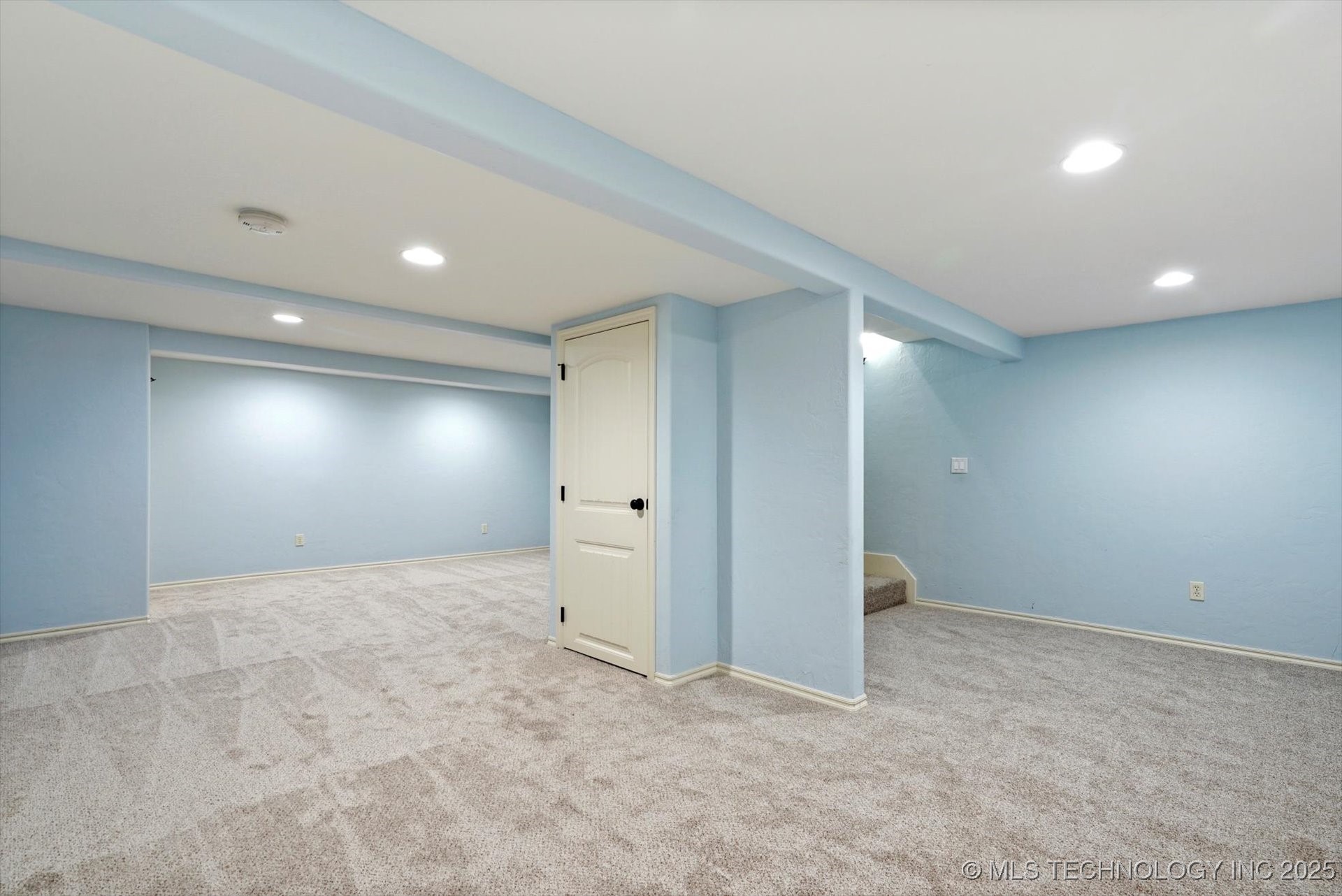 3532 S Utica Avenue Property Photo 31