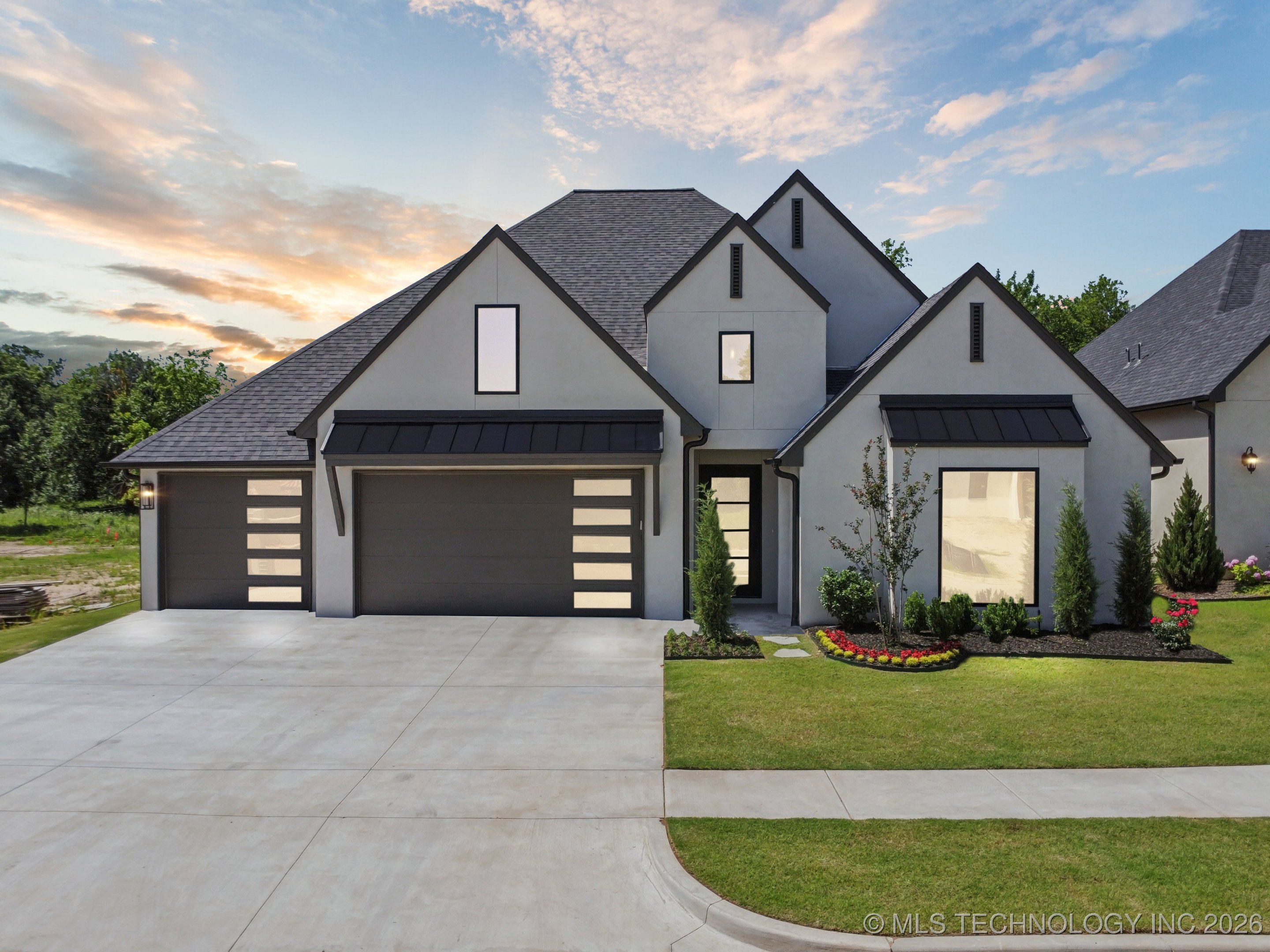 682 W 113th Court S Property Photo 1