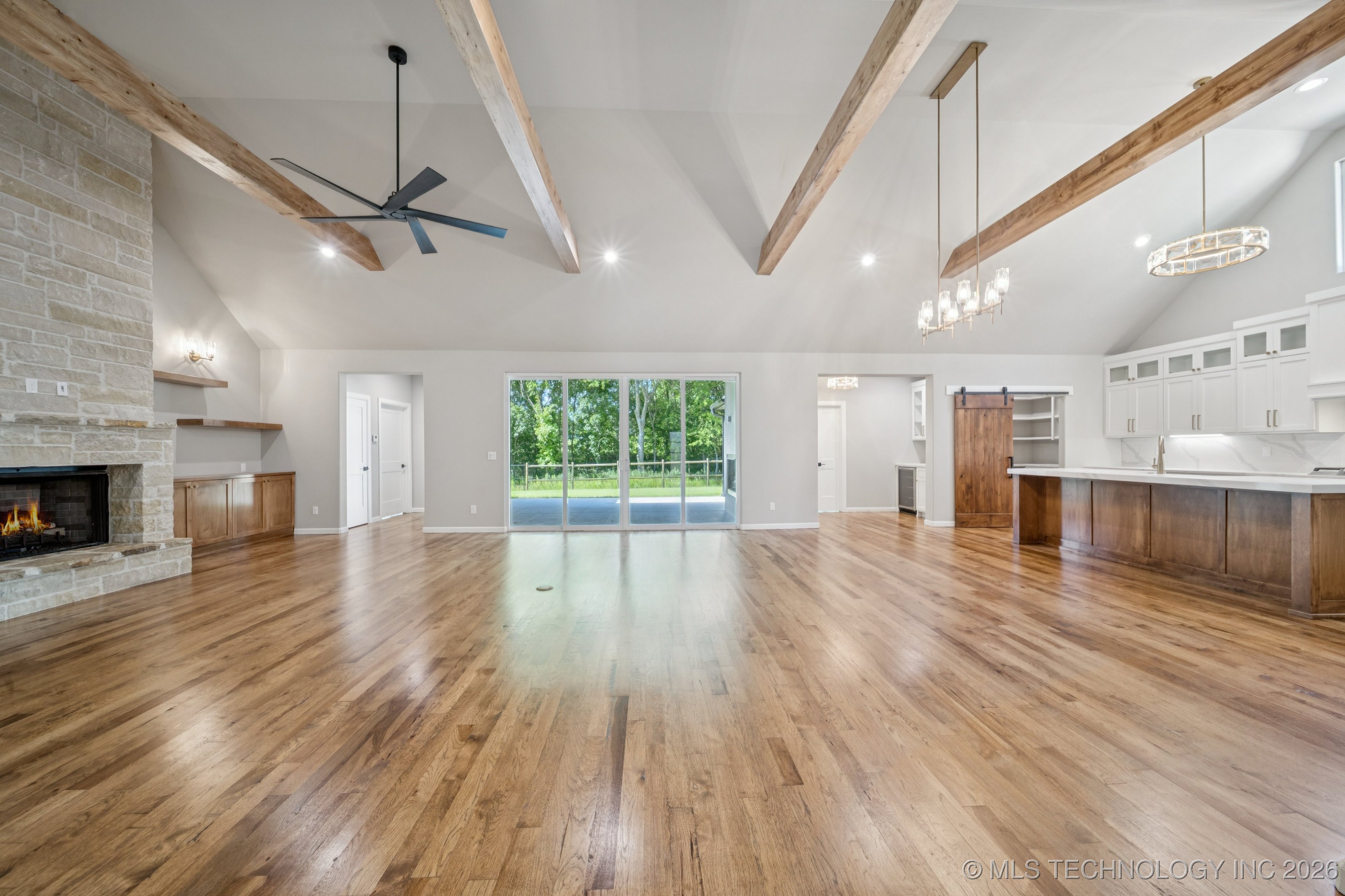 682 W 113th Court S Property Photo 8