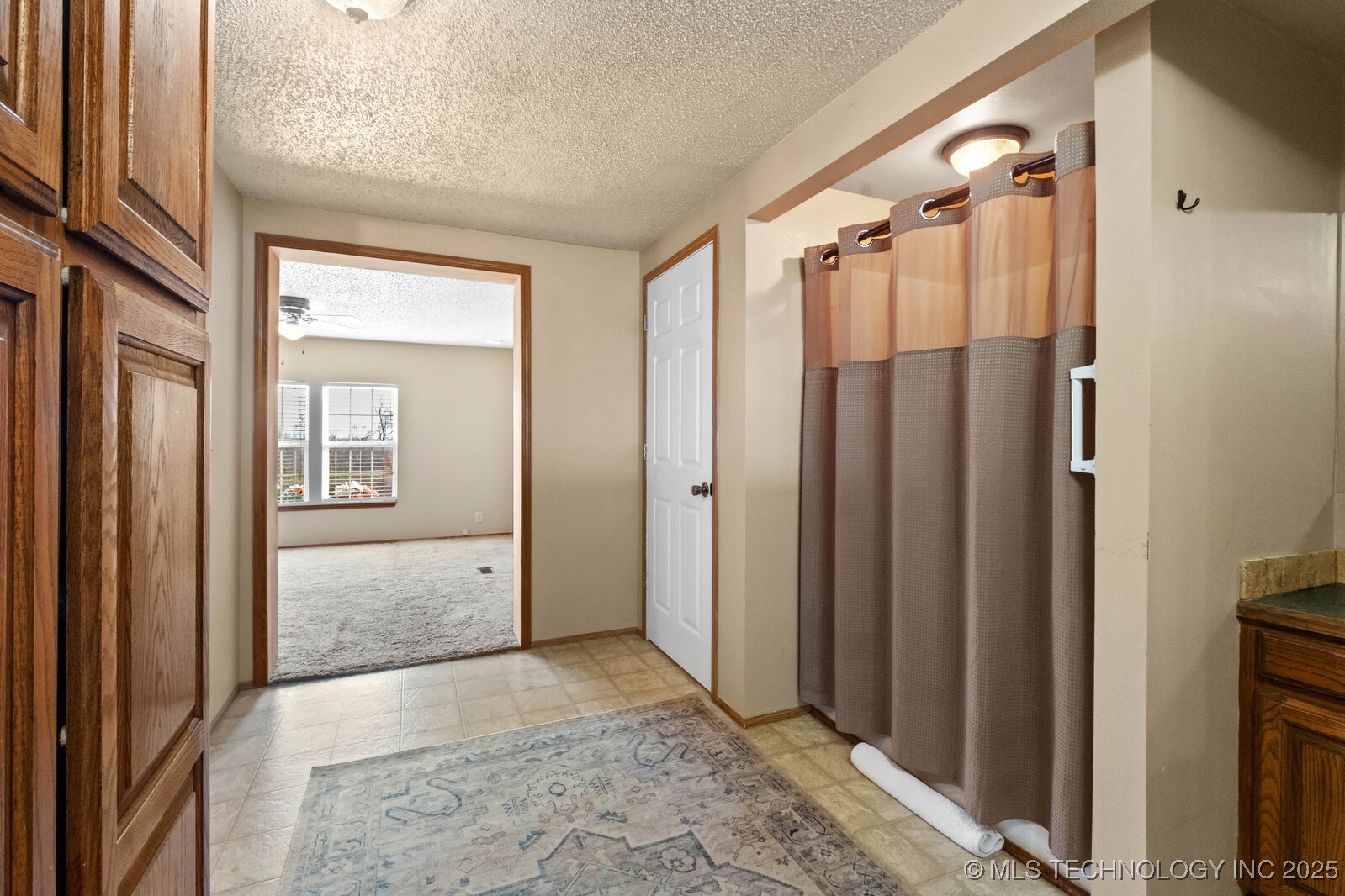 1991 N Colcord Avenue Property Photo 18