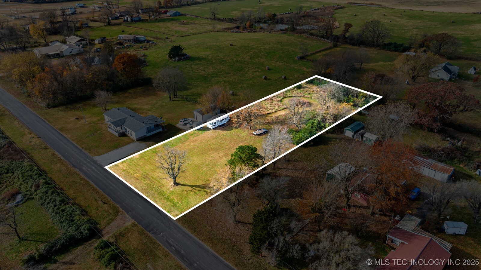 1991 N Colcord Avenue Property Photo 48