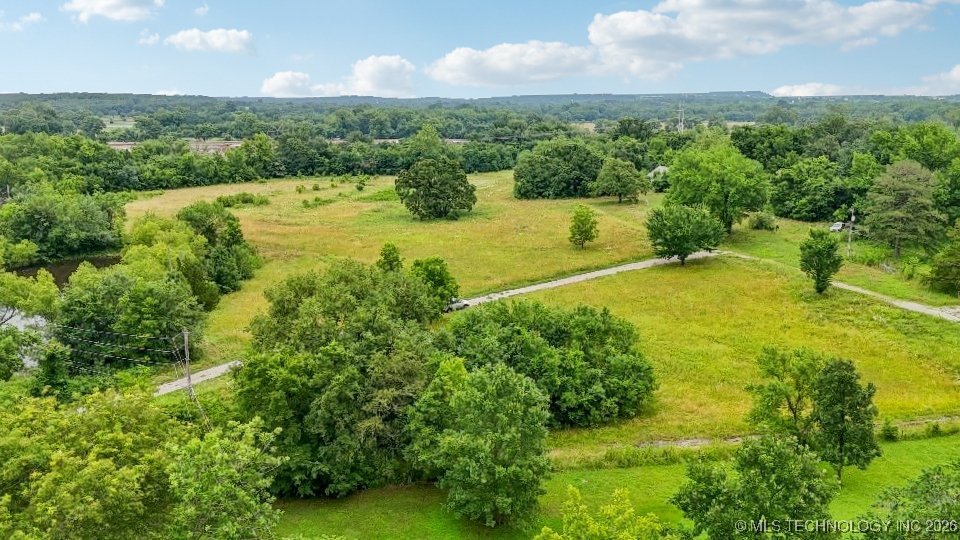 10417 S 33rd West Avenue Property Photo 11