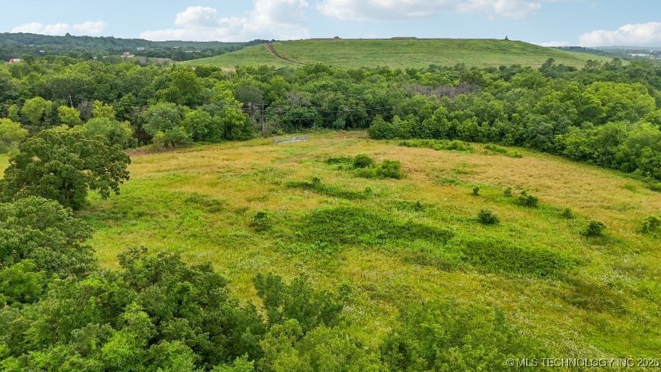 10417 S 33rd West Avenue Property Photo 15