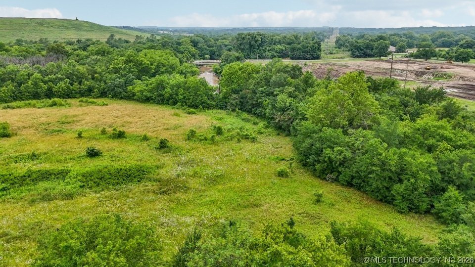 10417 S 33rd West Avenue Property Photo 16