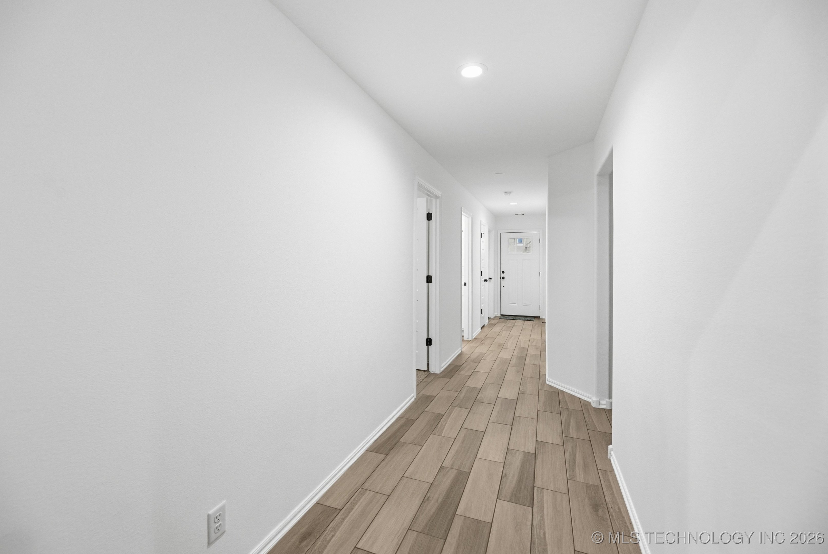 12022 E 106th Place North Property Photo 3