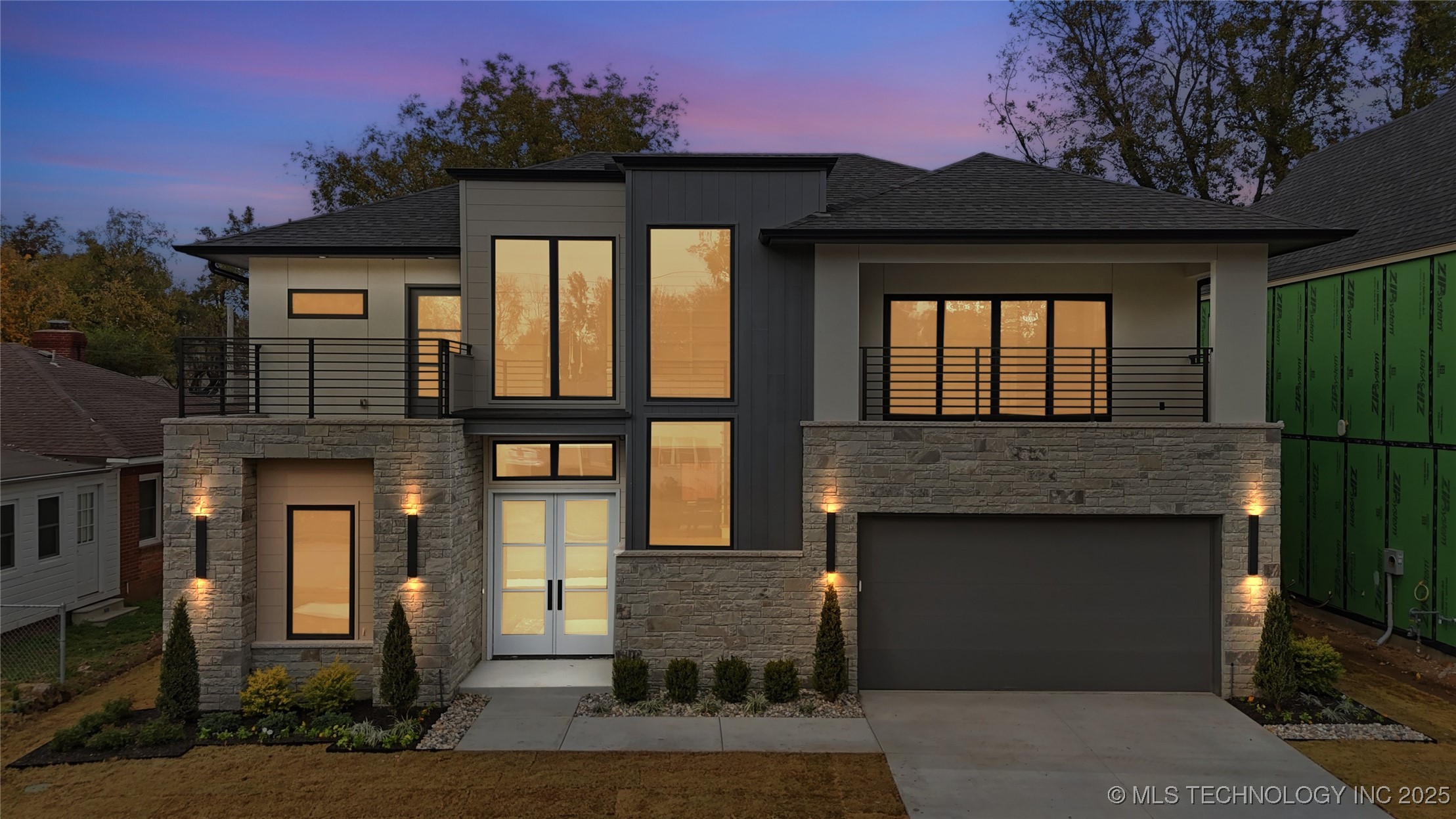 227 E 35th Place S Property Photo 1