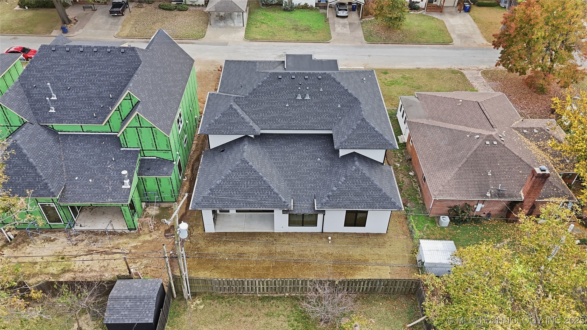 227 E 35th Place S Property Photo 5