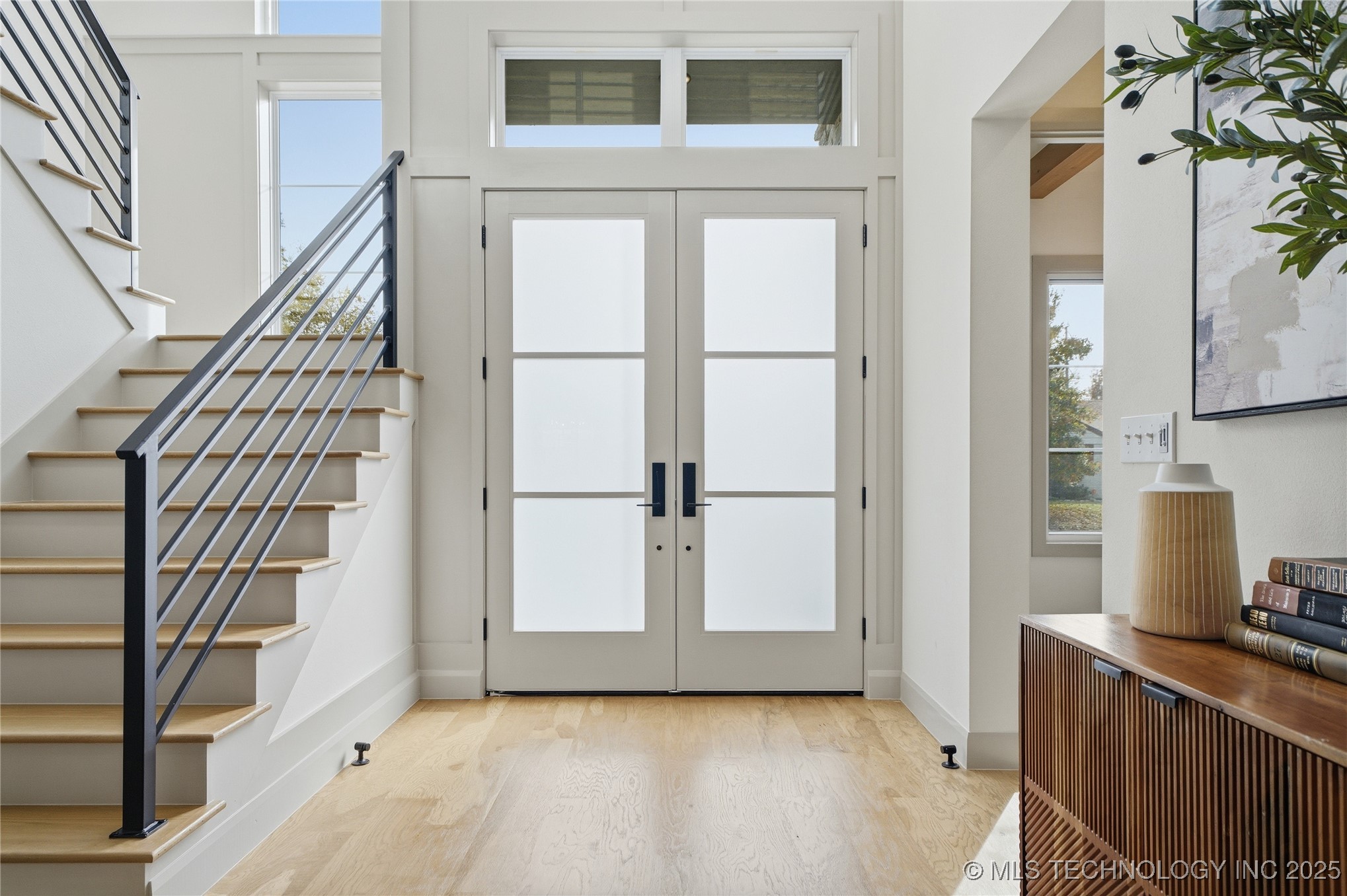 227 E 35th Place S Property Photo 8