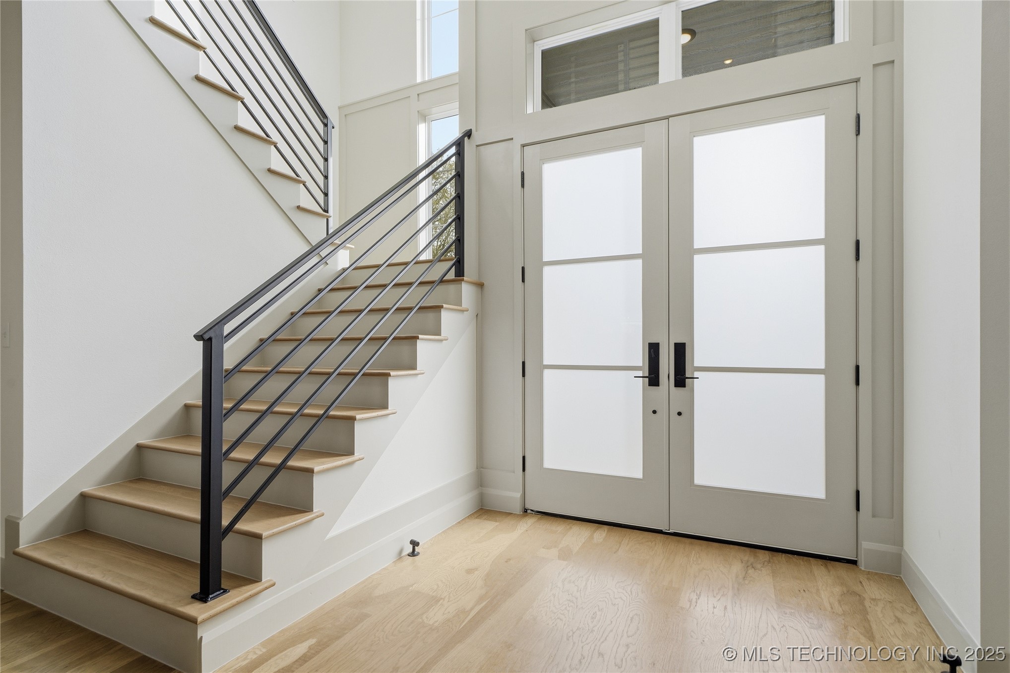 227 E 35th Place S Property Photo 9