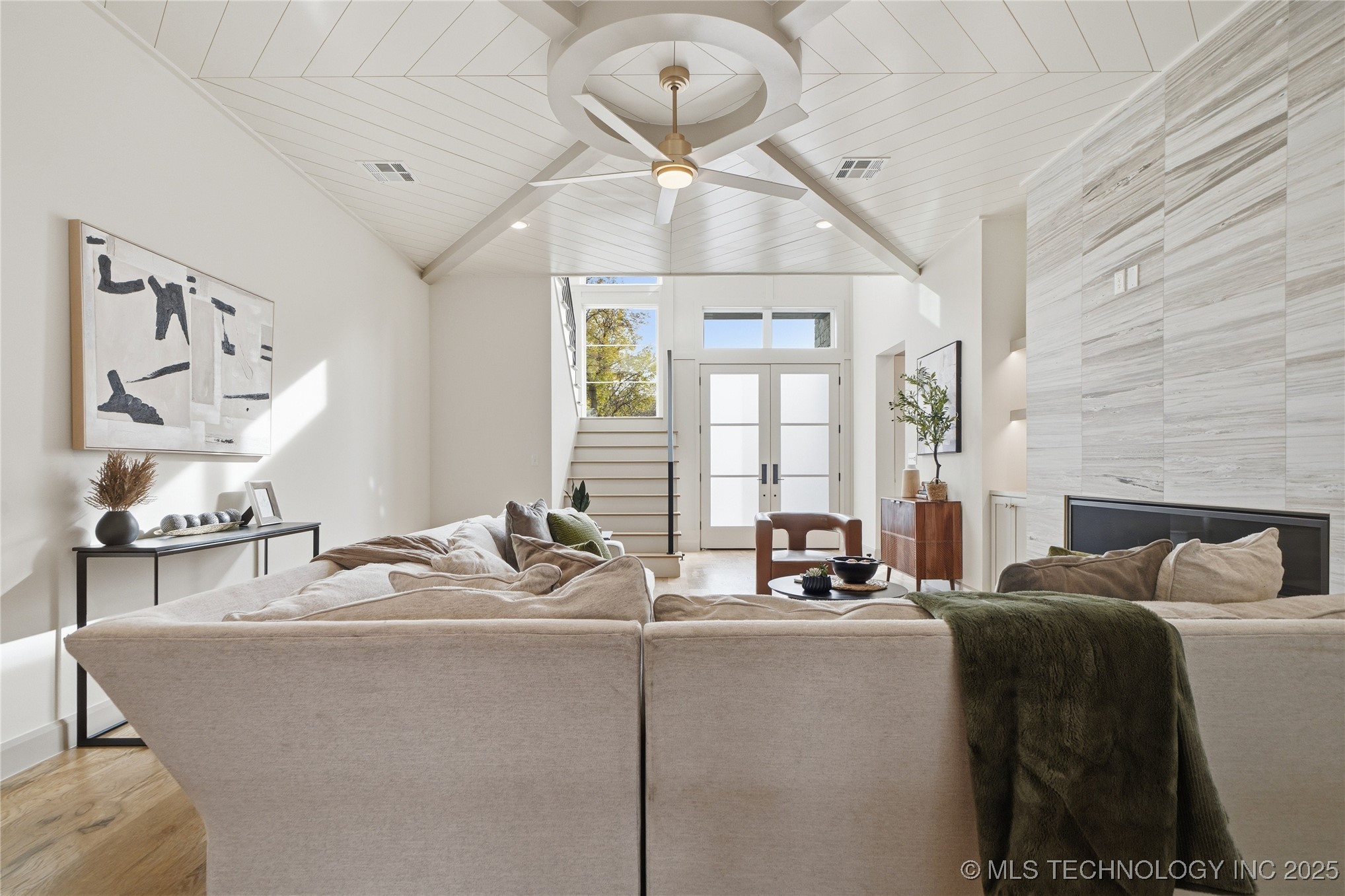 227 E 35th Place S Property Photo 12