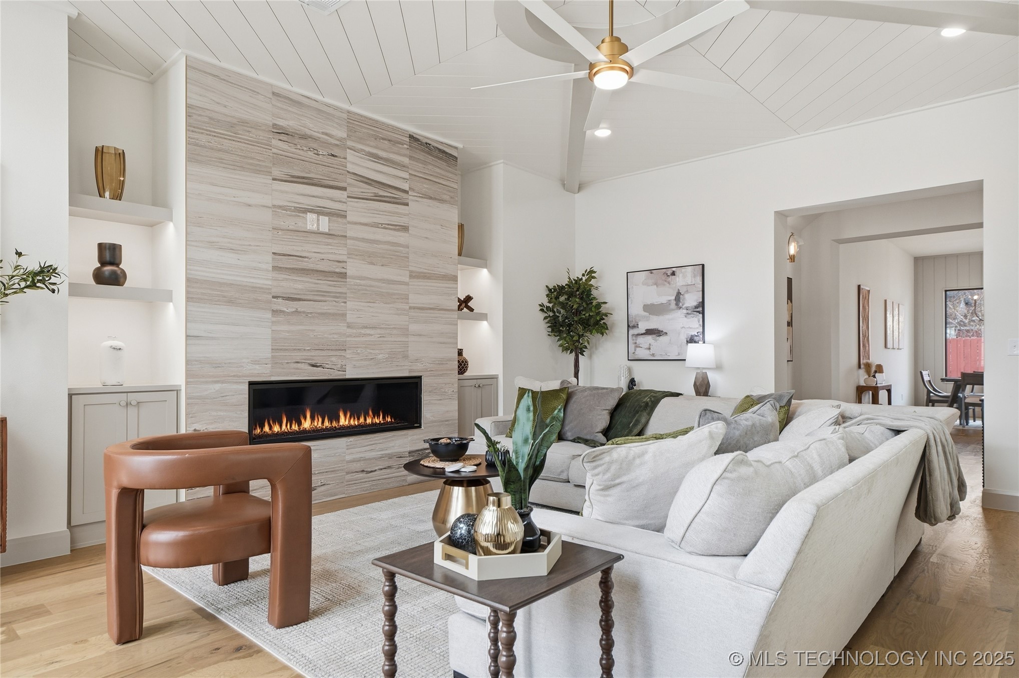 227 E 35th Place S Property Photo 16