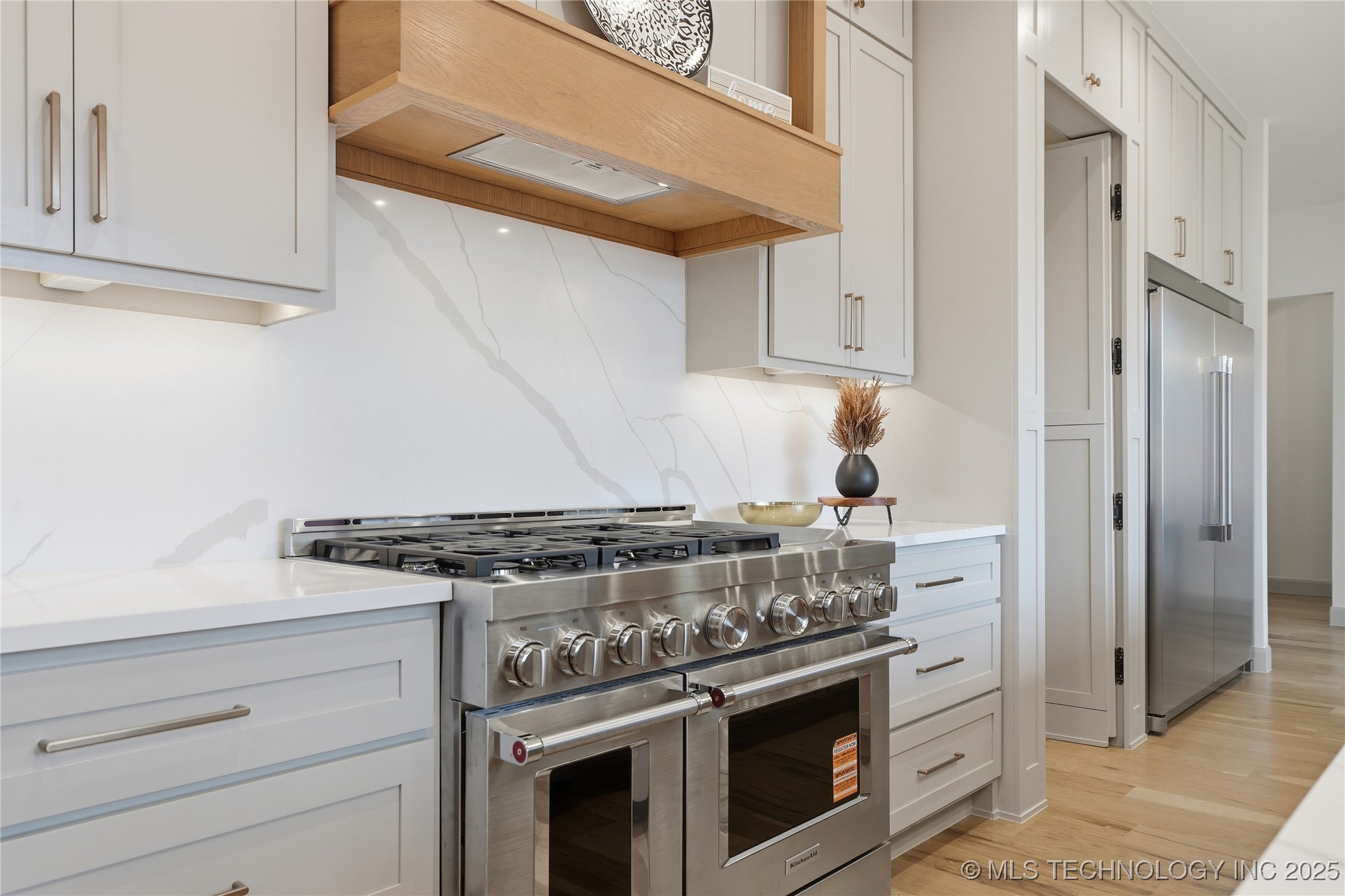 227 E 35th Place S Property Photo 27