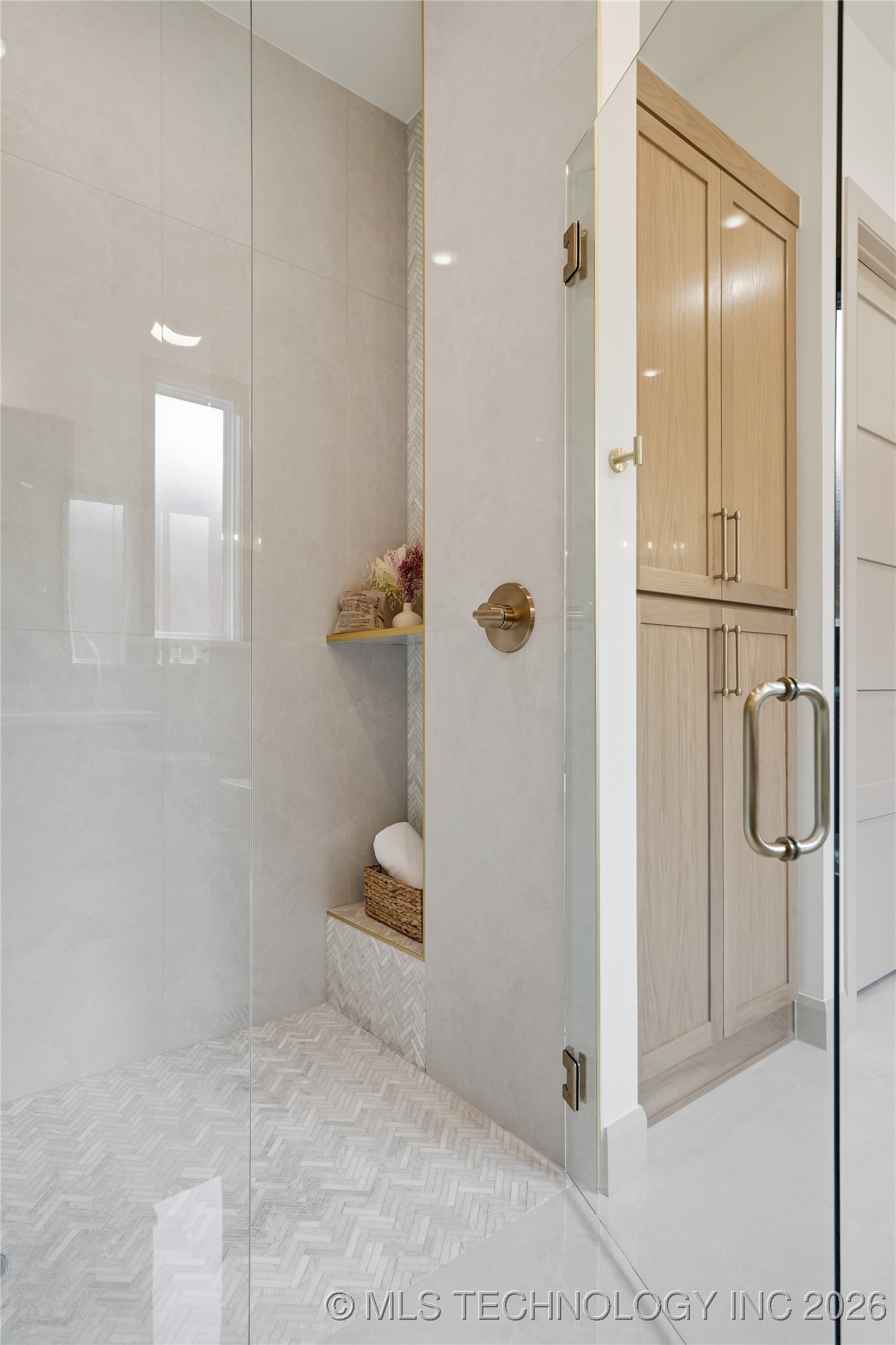 227 E 35th Place S Property Photo 40