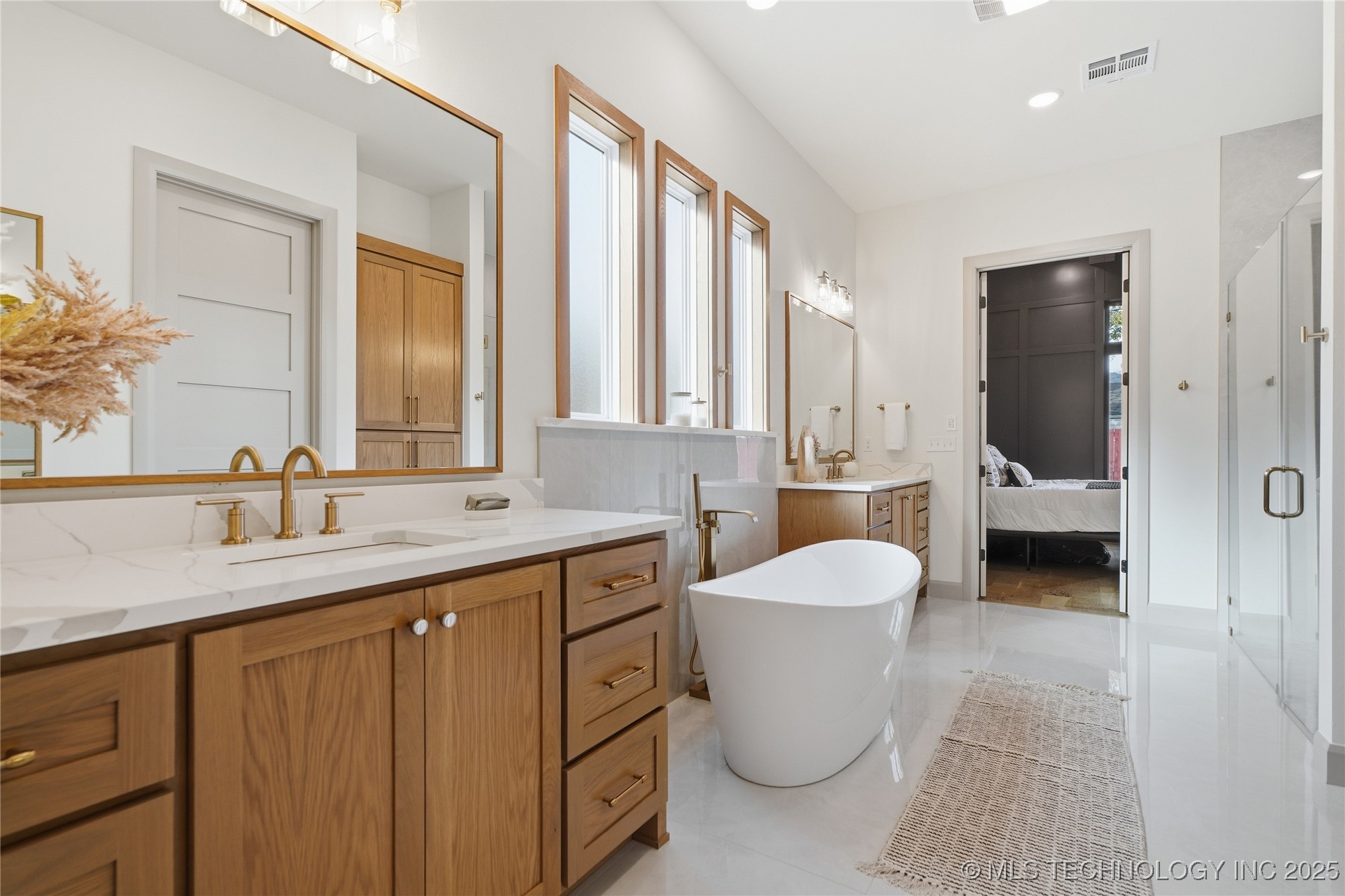 227 E 35th Place S Property Photo 42