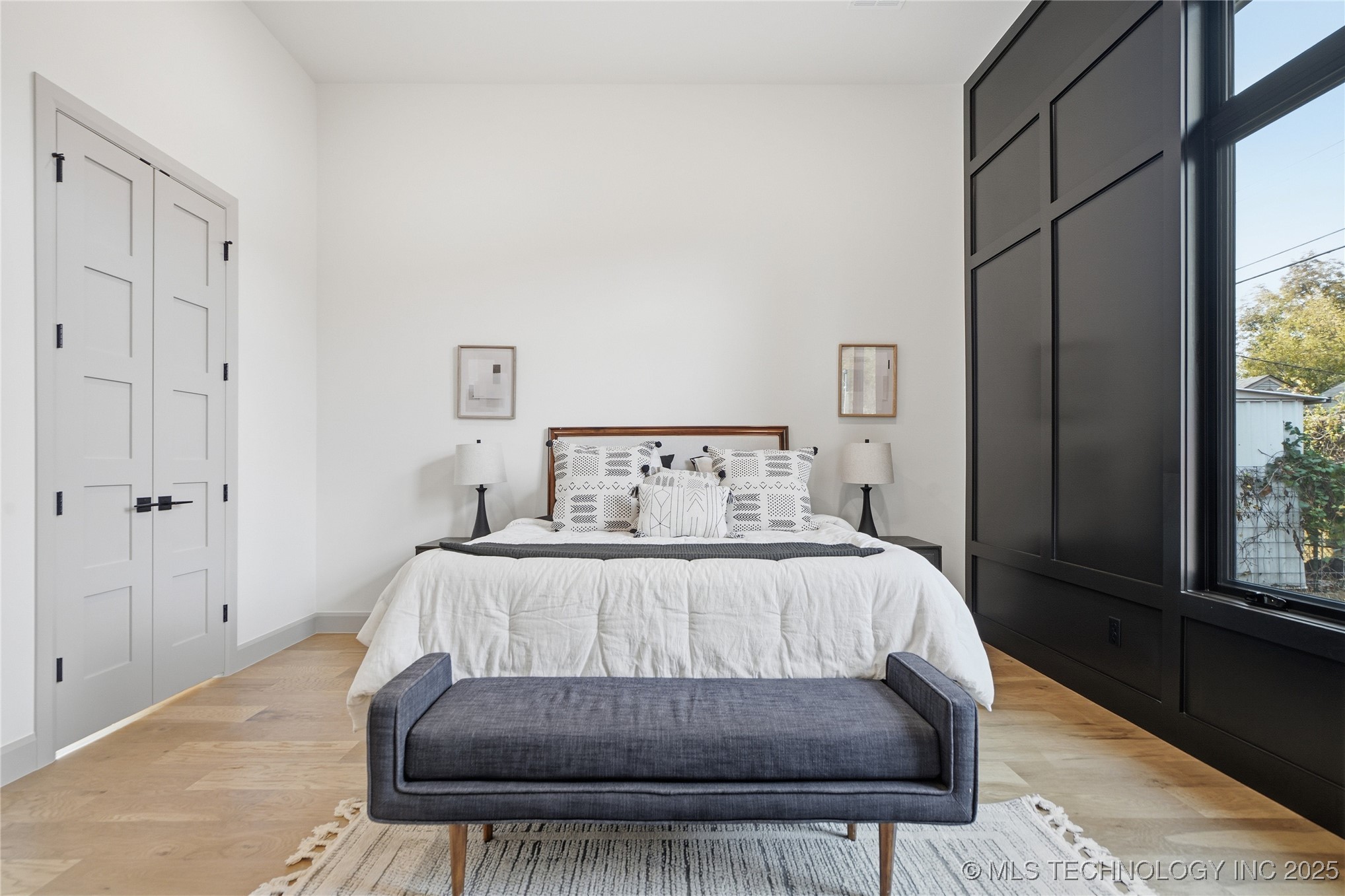 227 E 35th Place S Property Photo 44