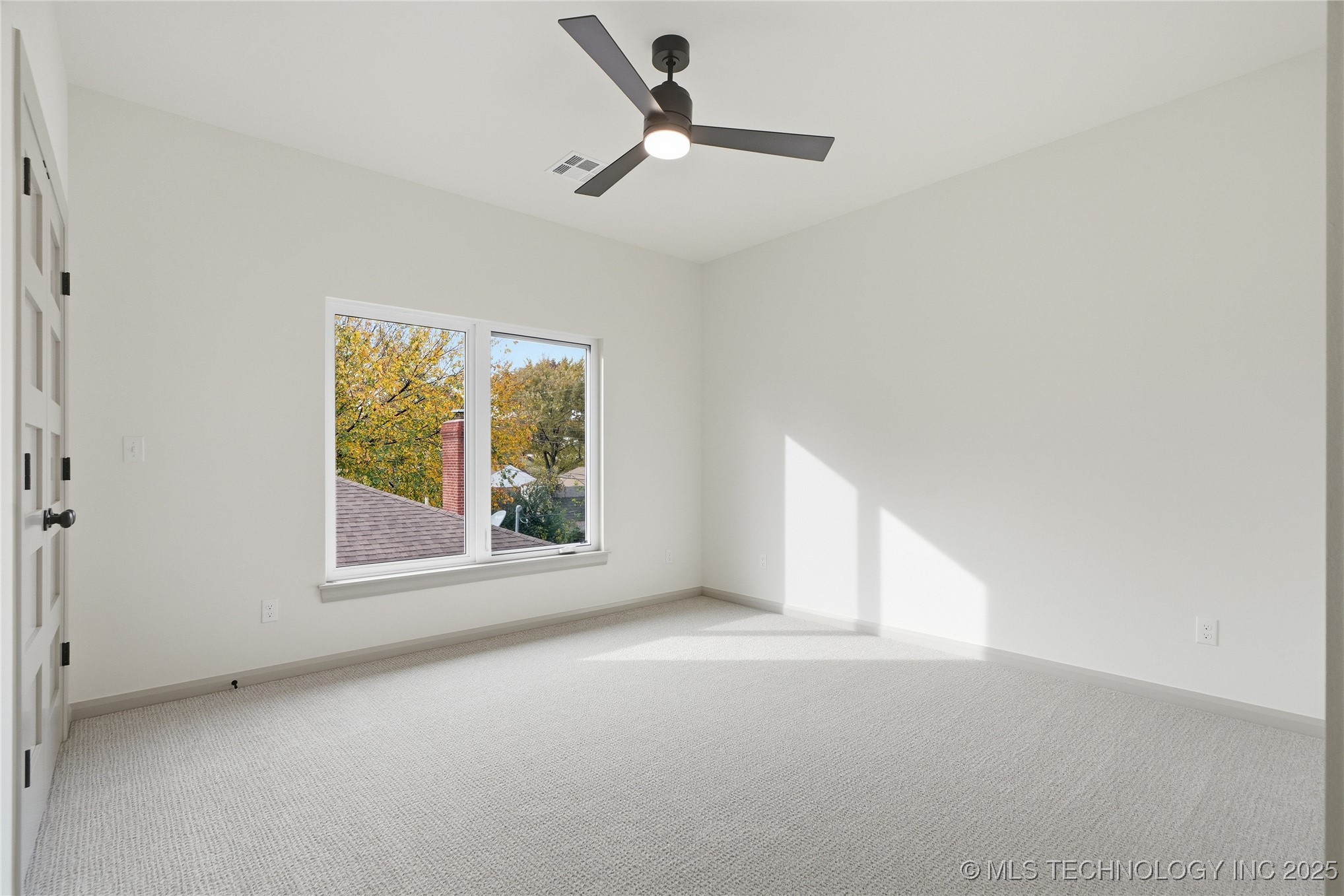 227 E 35th Place S Property Photo 70