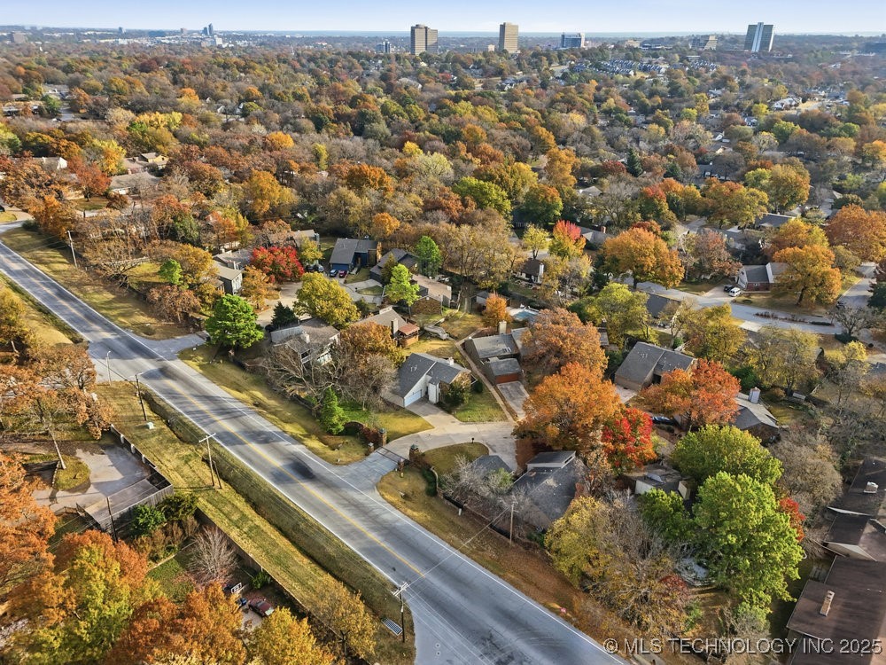 3301 E 68th Place 1 Property Photo 37