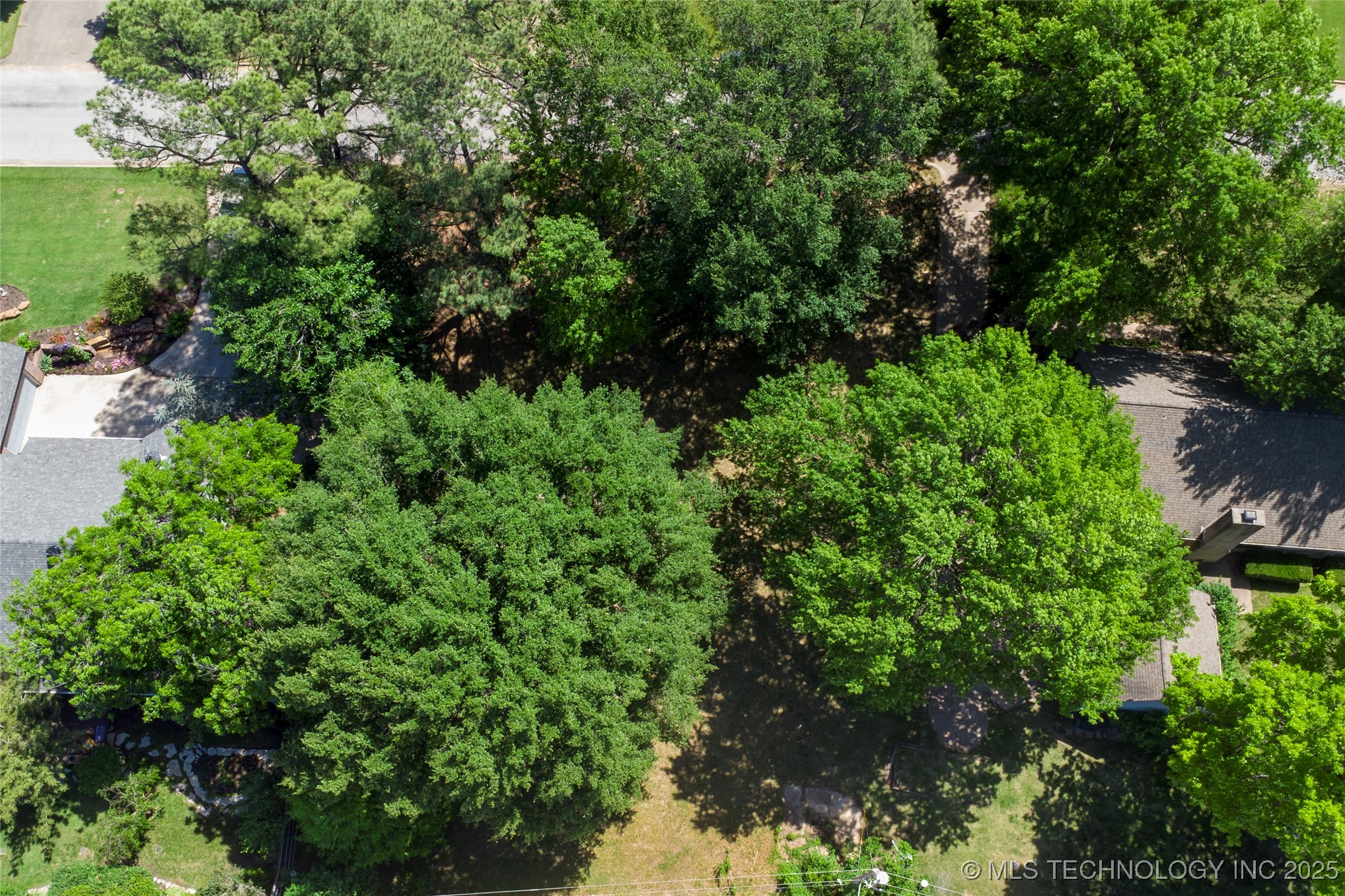 6734 S Atlanta Avenue Property Photo 16