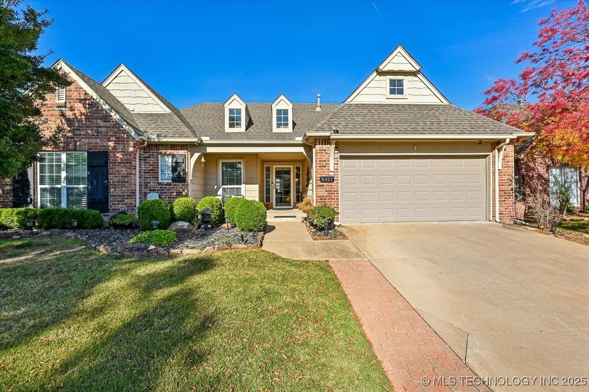 8927 E 62nd Court Property Photo 1