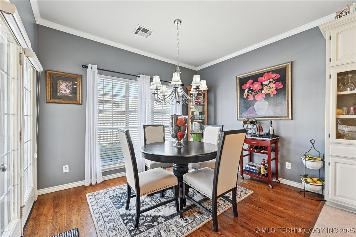 8927 E 62nd Court Property Photo 17