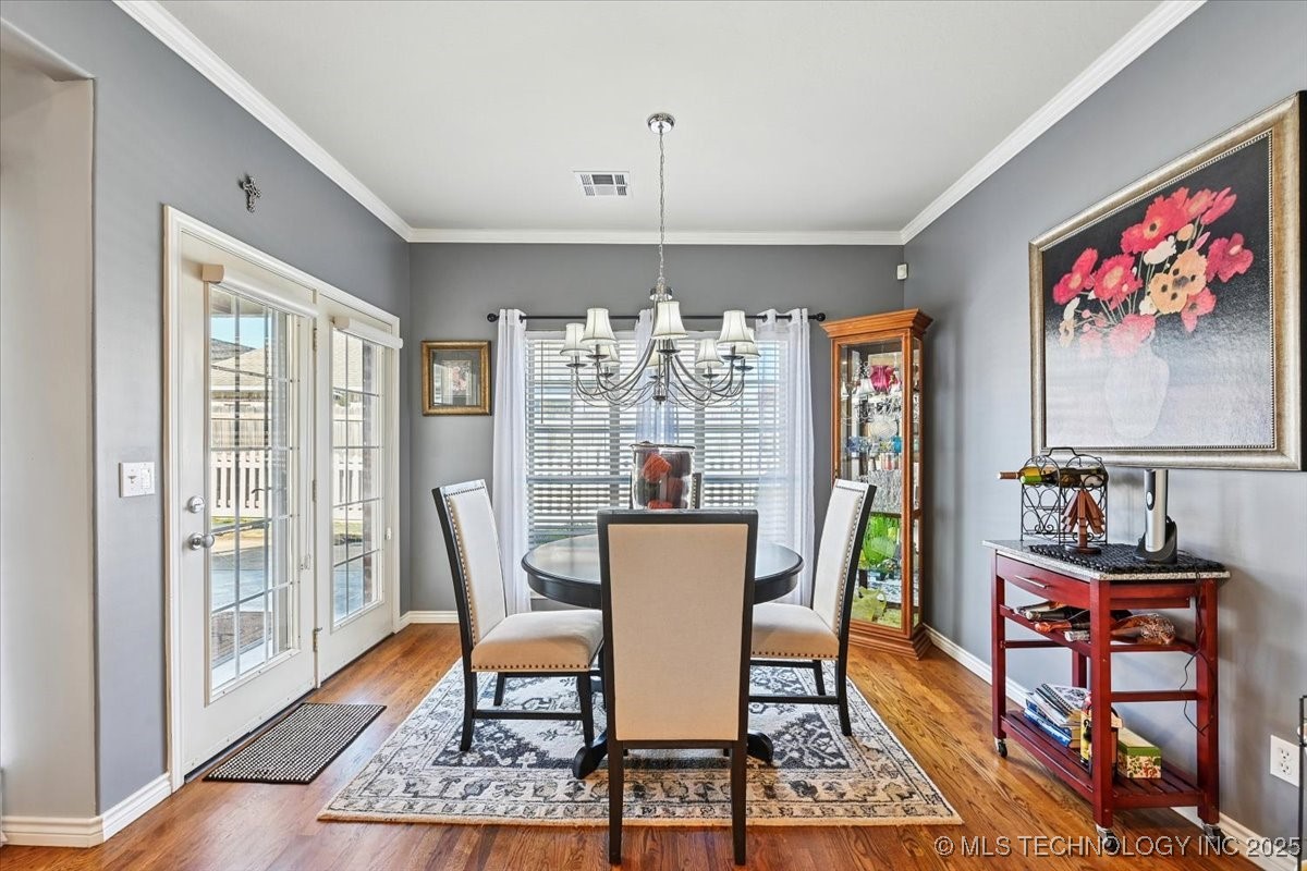 8927 E 62nd Court Property Photo 18