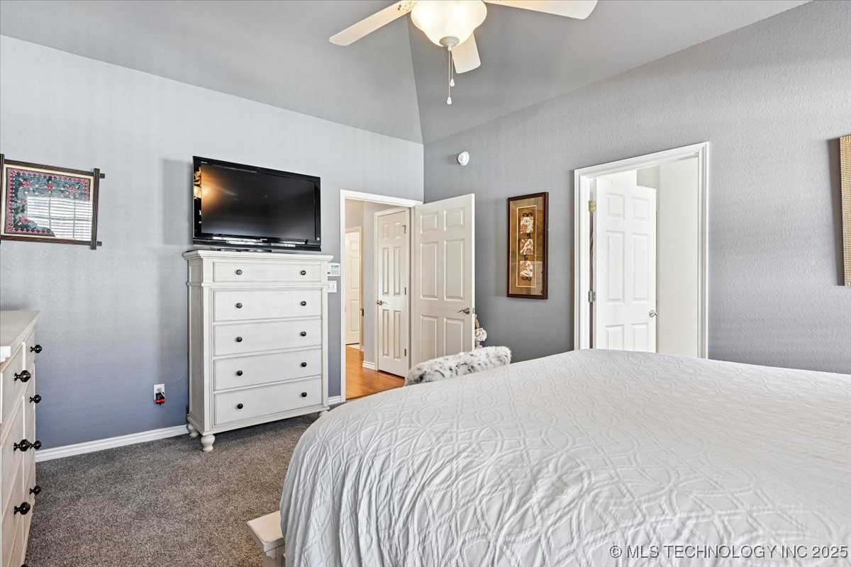 8927 E 62nd Court Property Photo 23