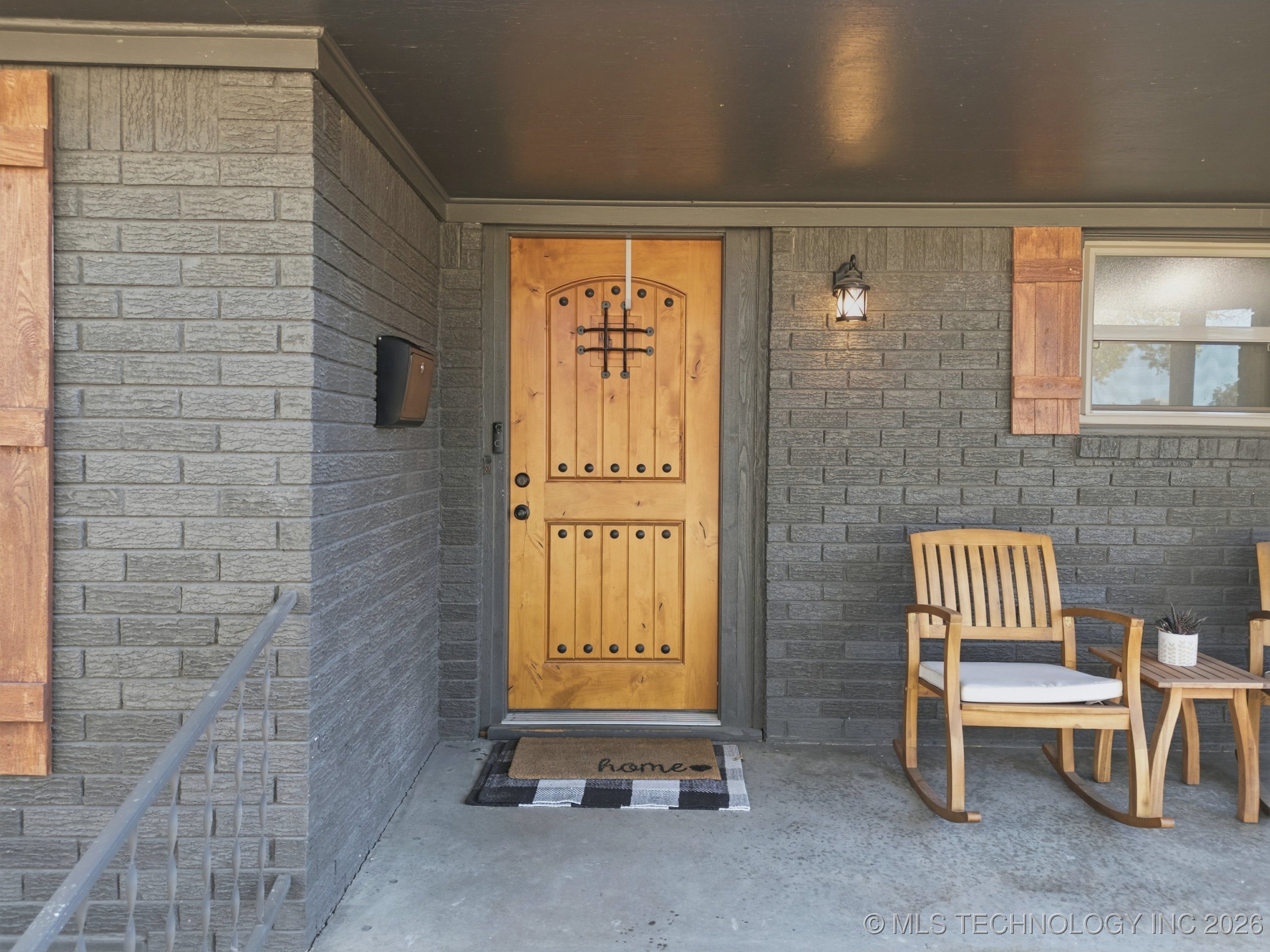 5849 S Irvington Avenue Property Photo 4