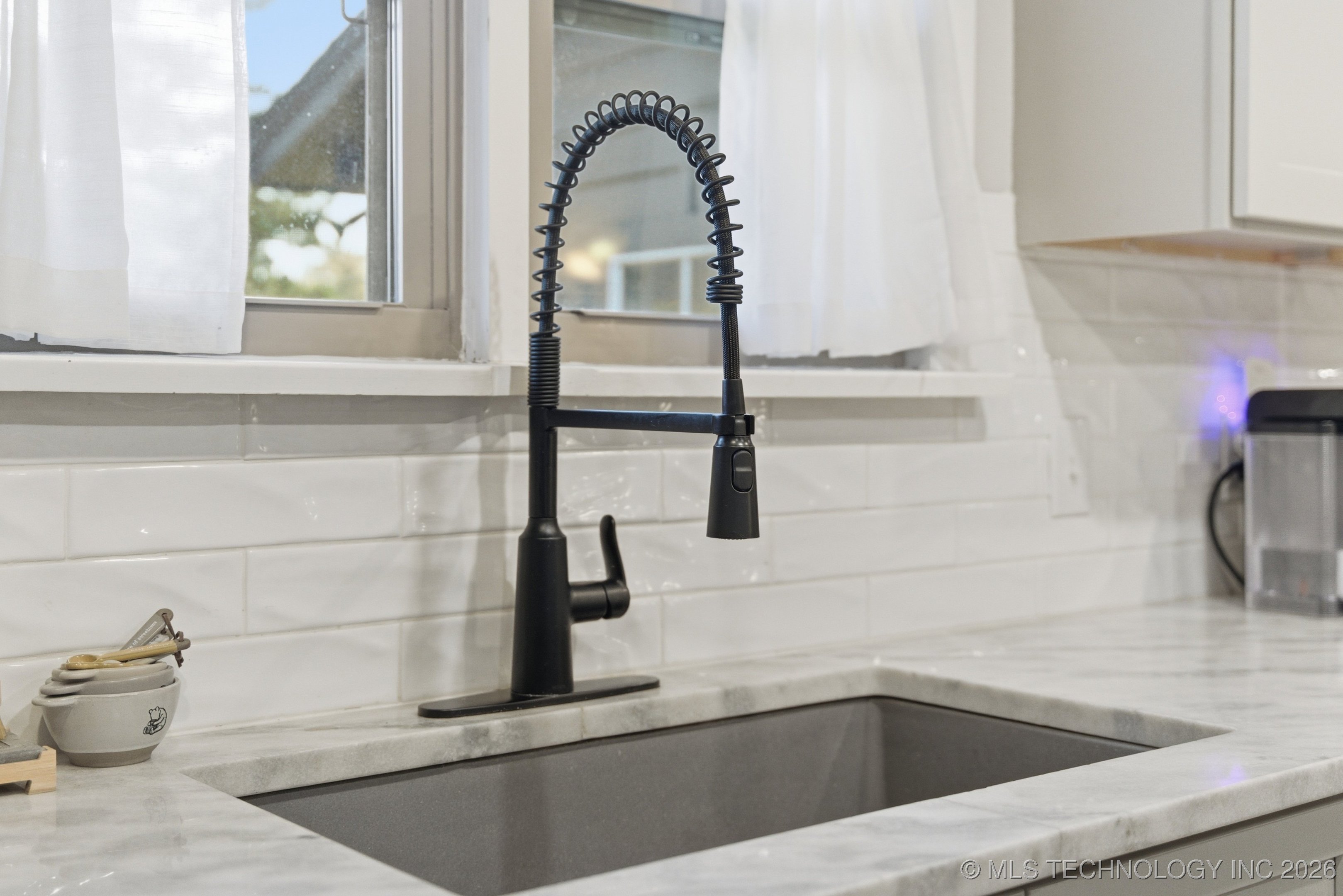 5849 S Irvington Avenue Property Photo 10