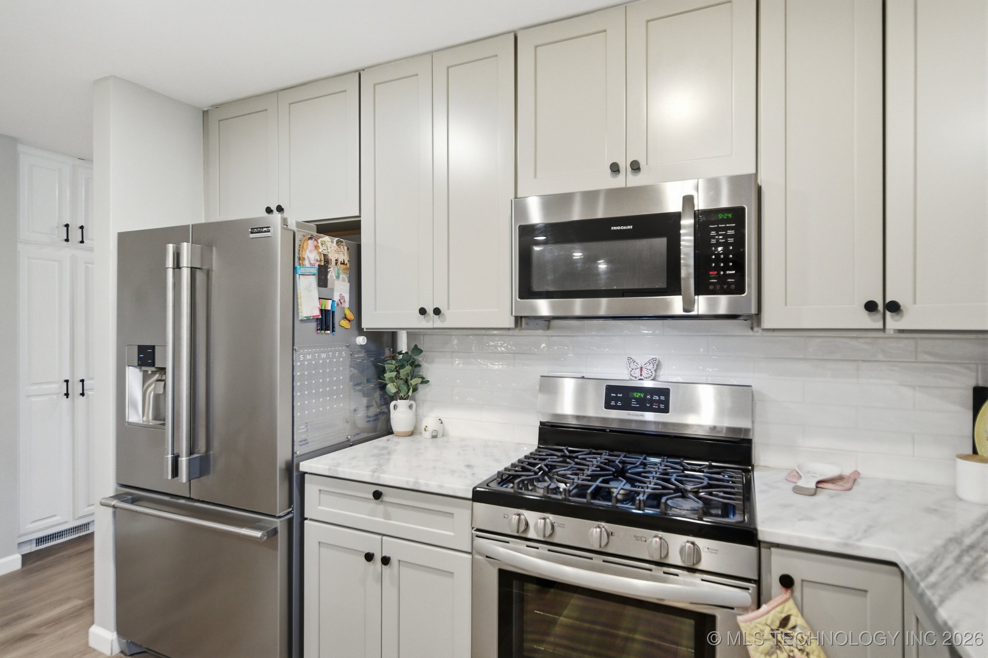 5849 S Irvington Avenue Property Photo 11