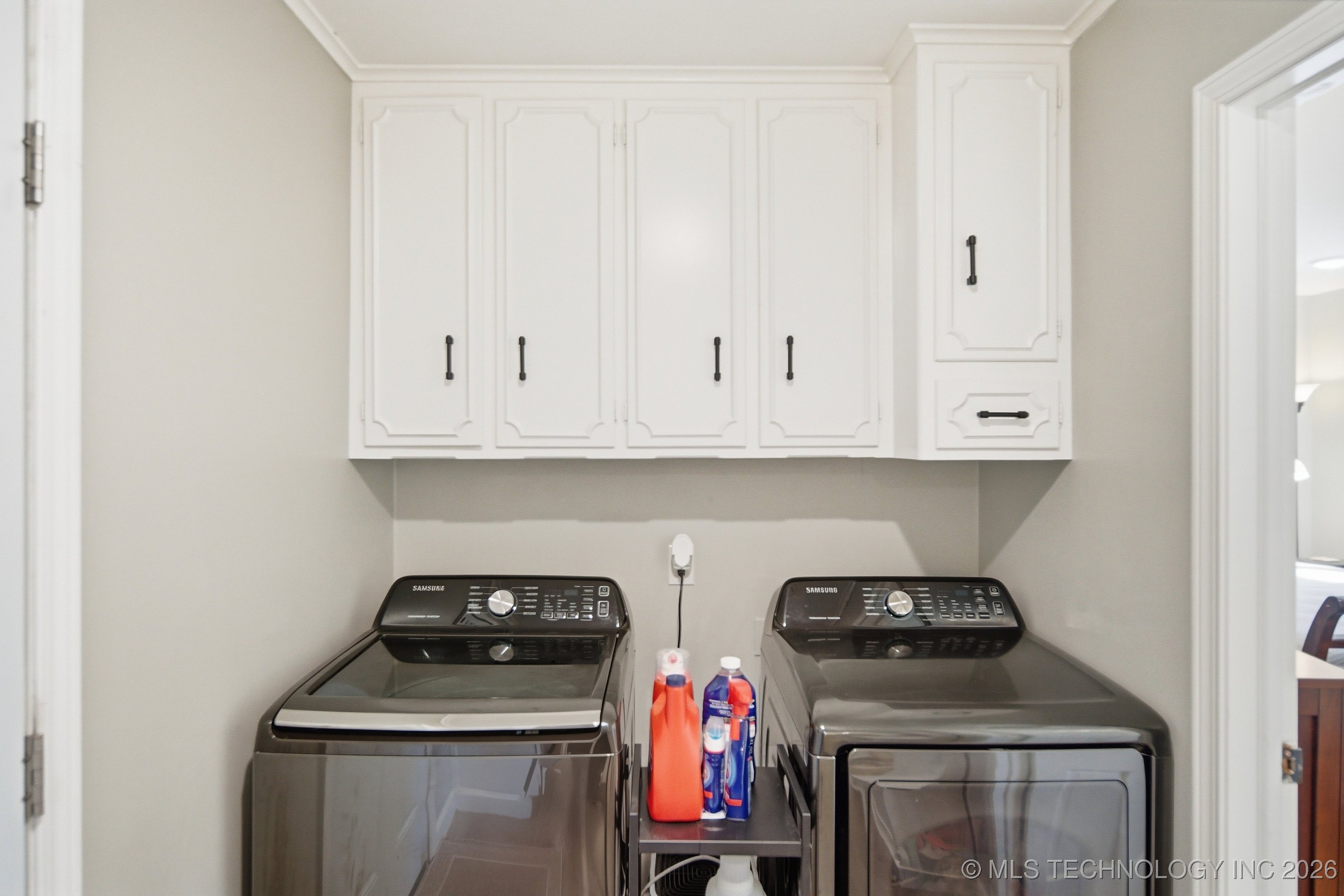 5849 S Irvington Avenue Property Photo 24