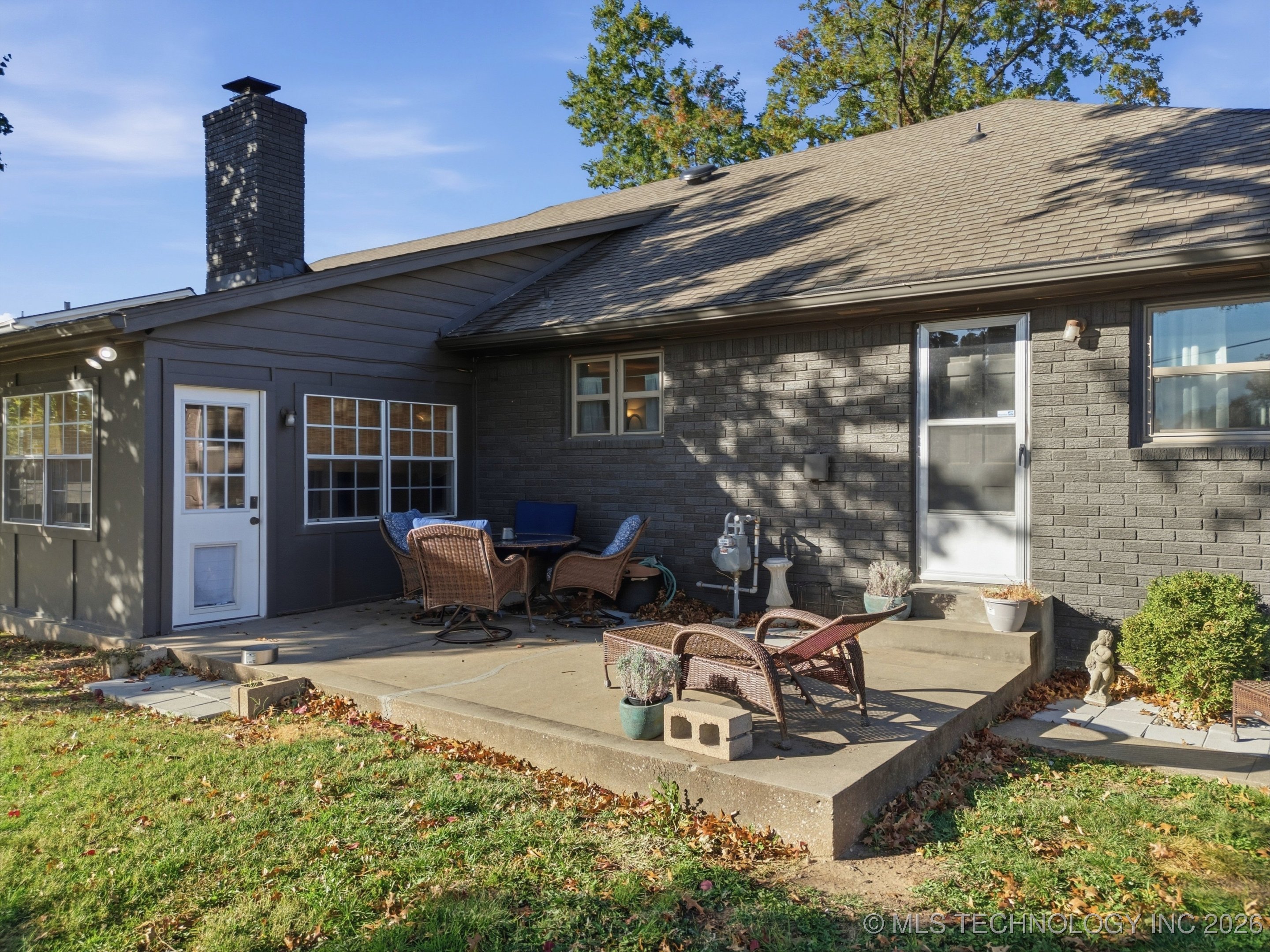 5849 S Irvington Avenue Property Photo 28