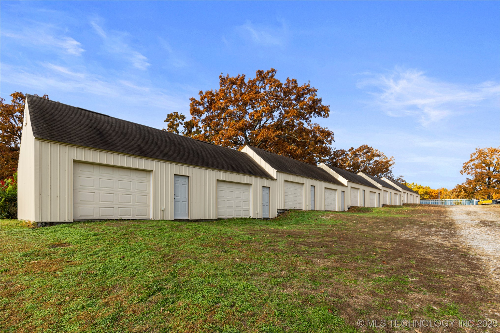 31990 S 624 Place Property Photo 3