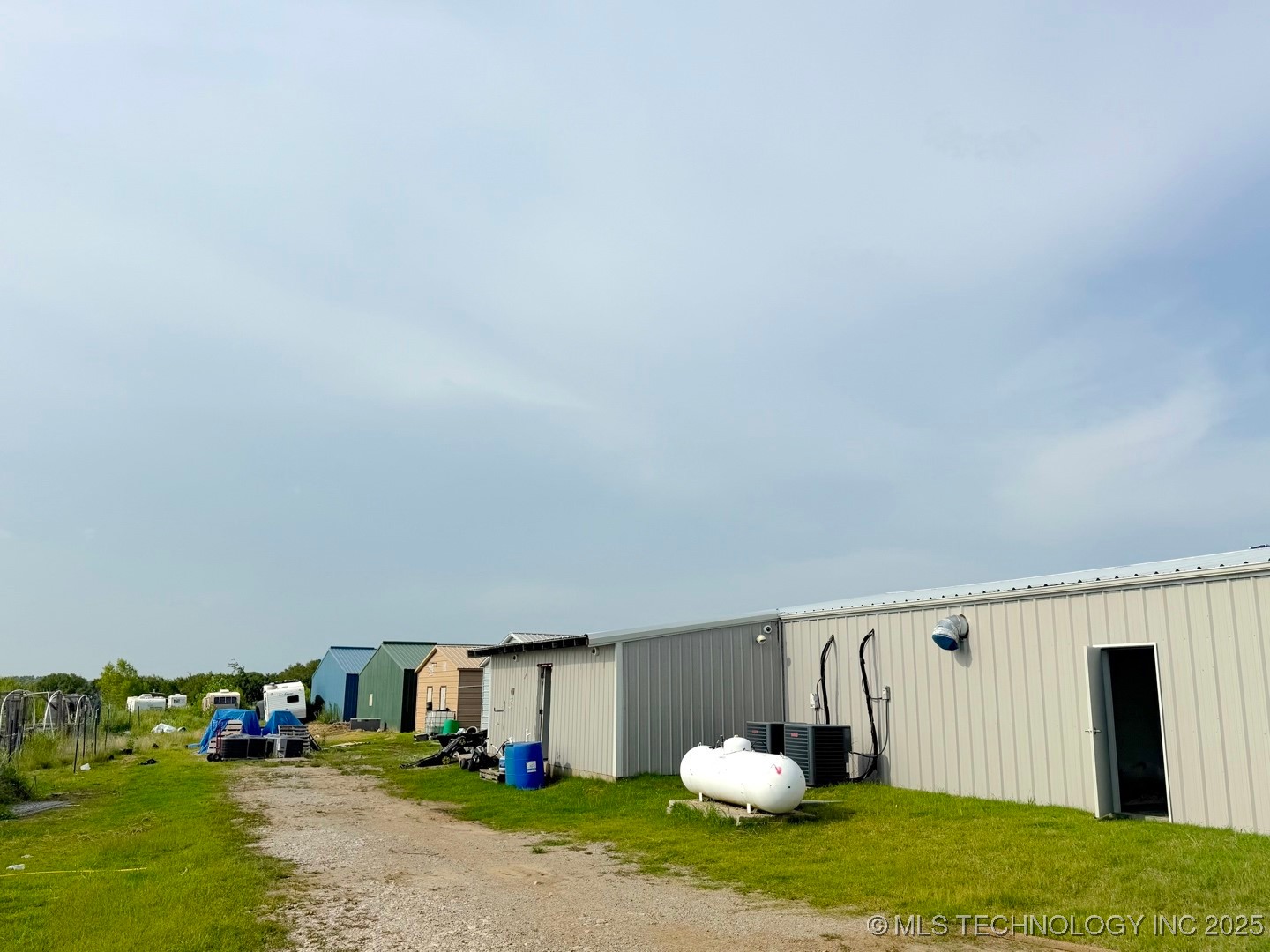 20211 Cedar Road Property Photo 9